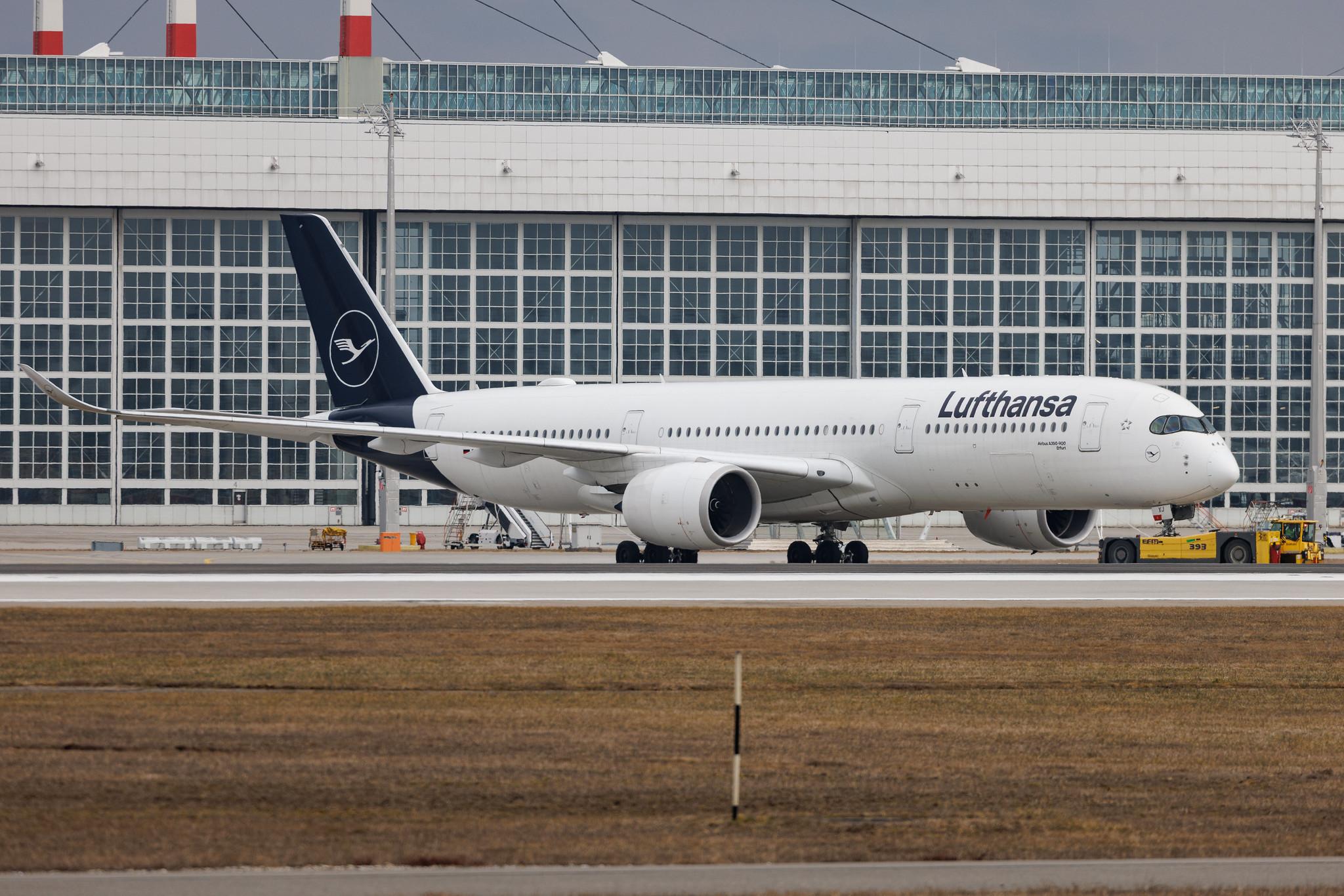 Munich Airport: Lufthansa (LH / DLH) | Airbus A350-941 A359 | D-AIXJ | MSN 209