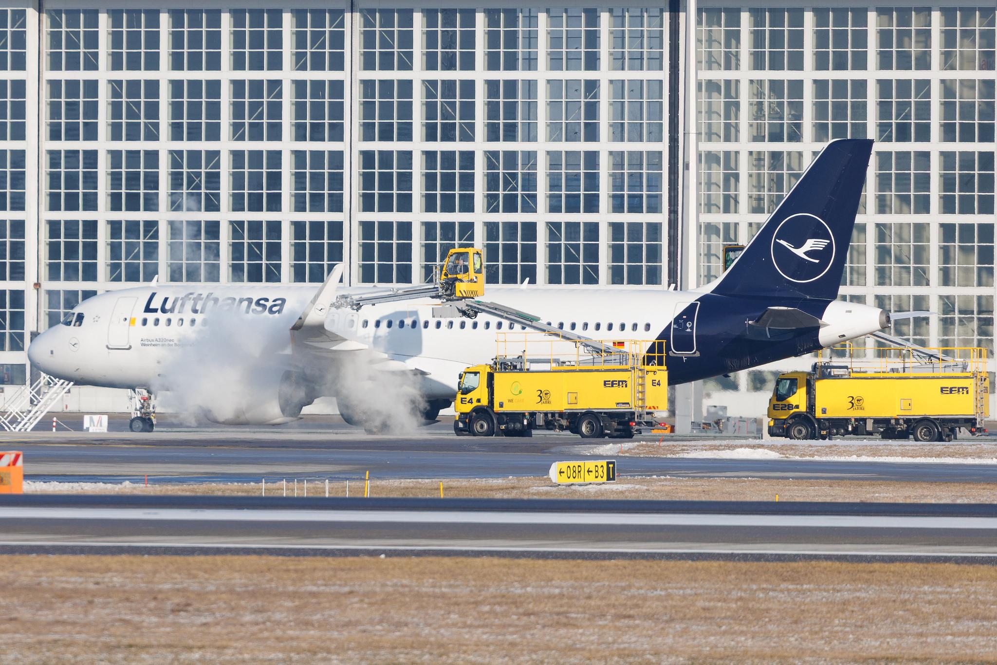 Munich Airport: Lufthansa (LH / DLH) | Airbus A320-271N A20N | D-AINL | MSN 8383