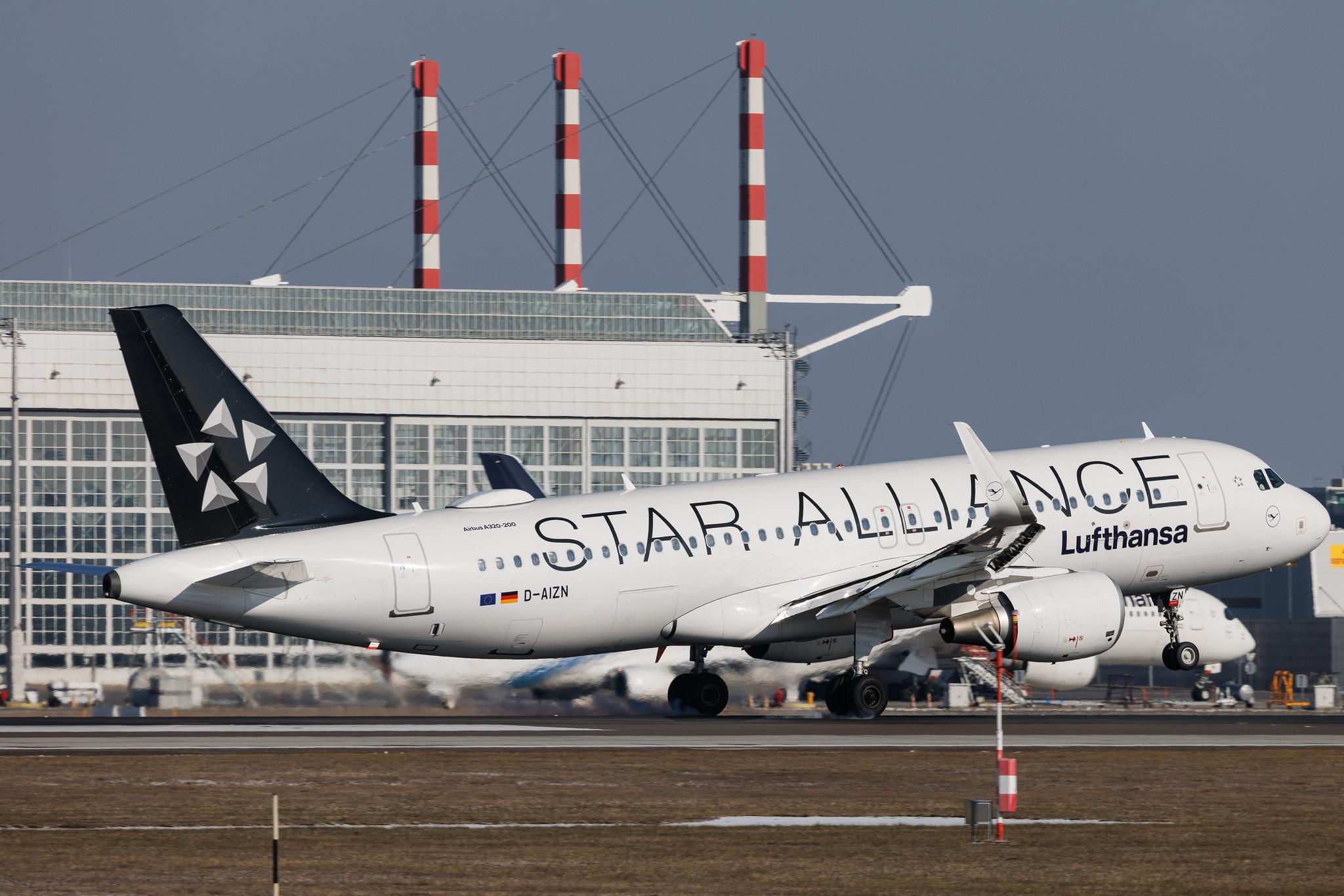 Munich Airport: Lufthansa (LH / DLH) | Livery: Star Alliance Livery | Airbus A320-214 A320 | D-AIZN | MSN 5425