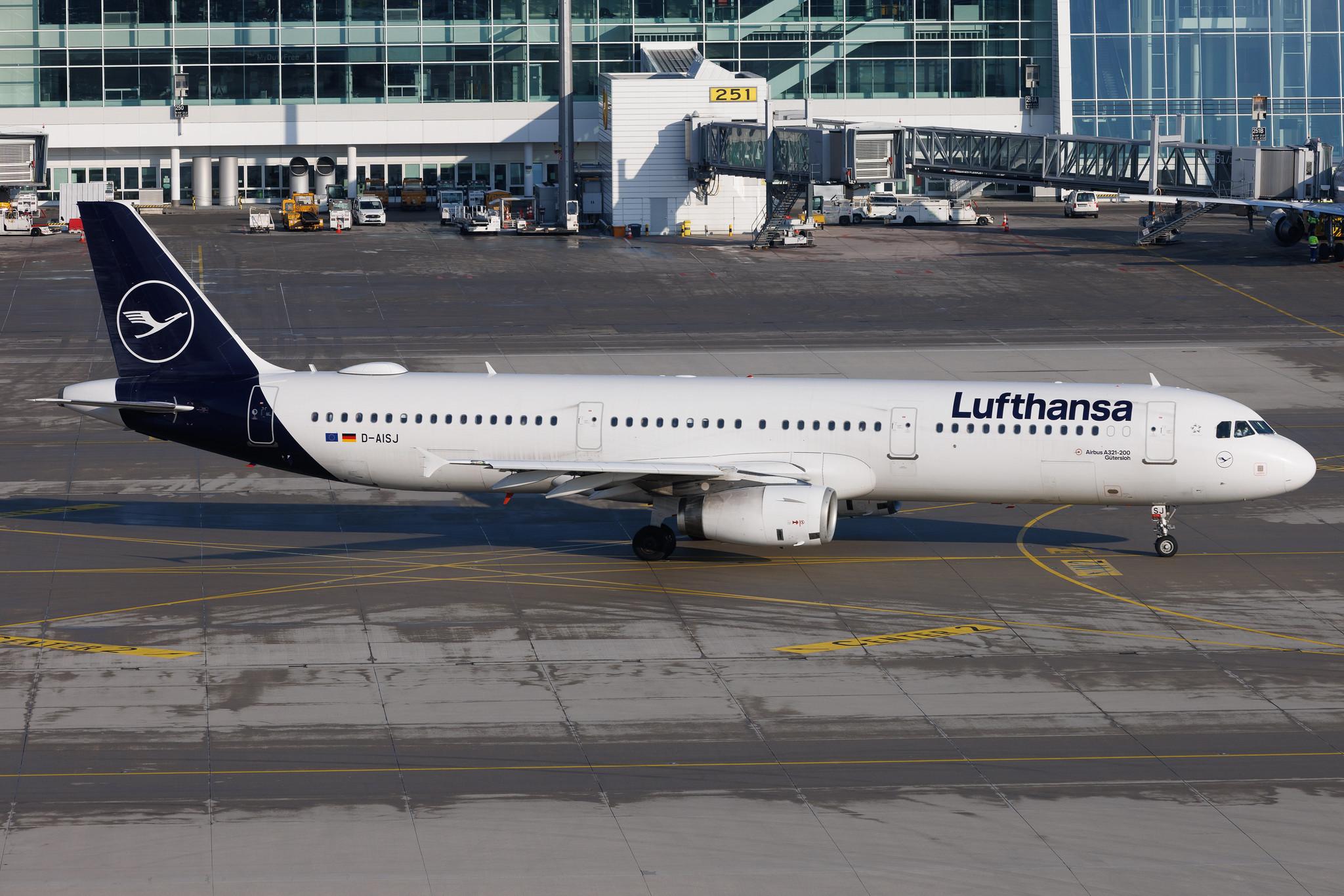 Munich Airport: Lufthansa (LH / DLH) | Airbus A321-231 A321 | D-AISJ | MSN 3360