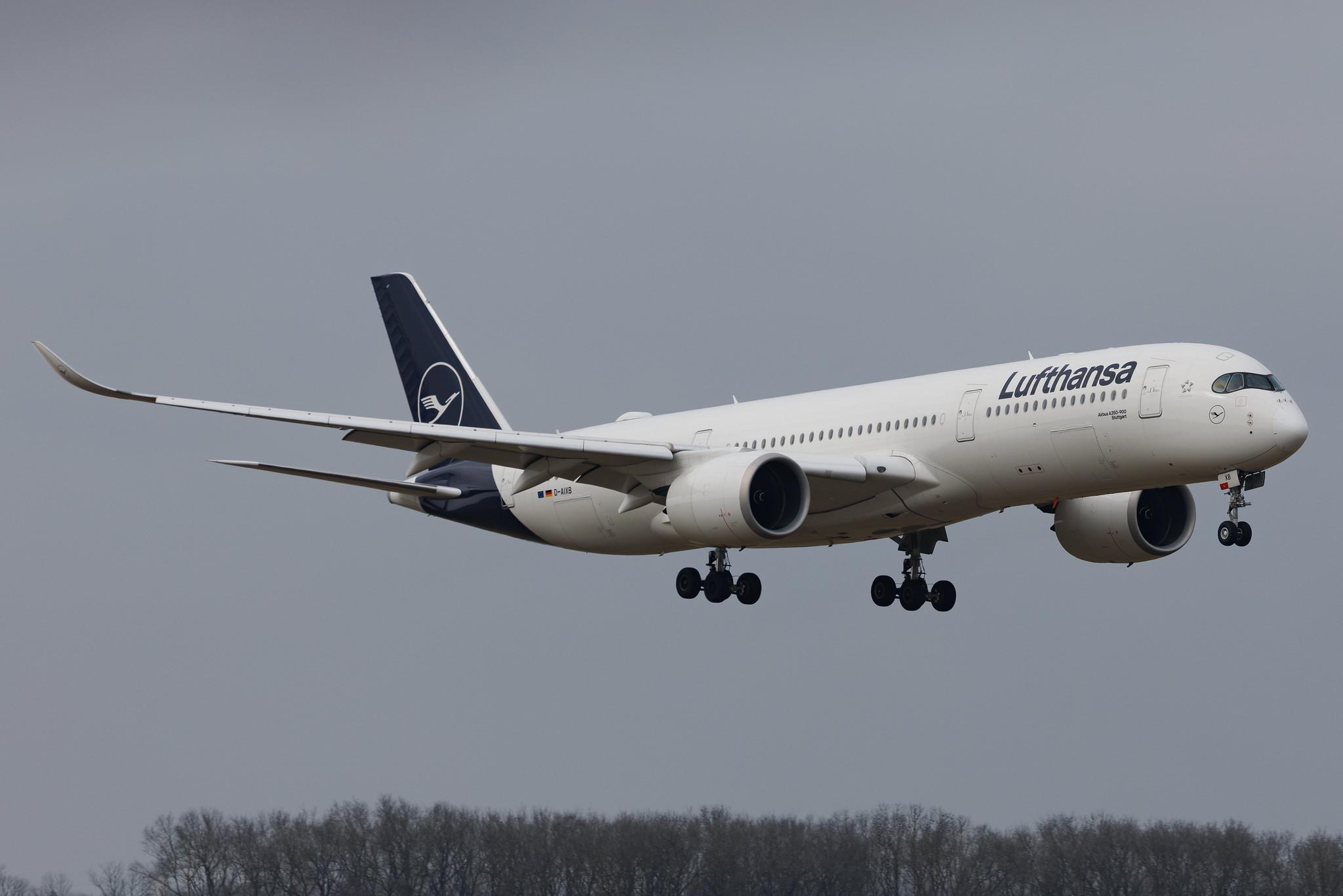 Munich Airport: Lufthansa (LH / DLH) | Airbus A350-941 A359 | D-AIXB | MSN 080