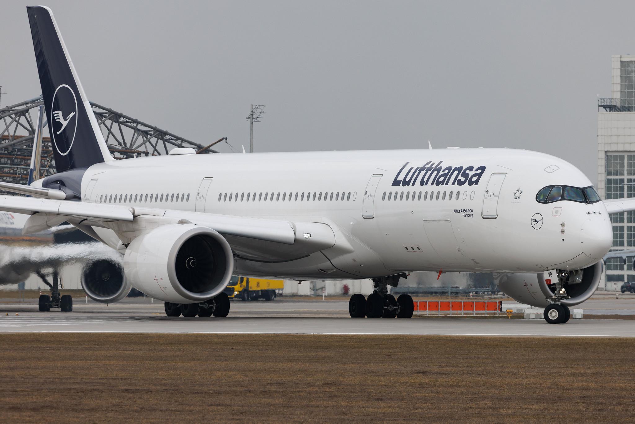 Munich Airport: Lufthansa (LH / DLH) | Airbus A350-941 A359 | D-AIVB | MSN 236