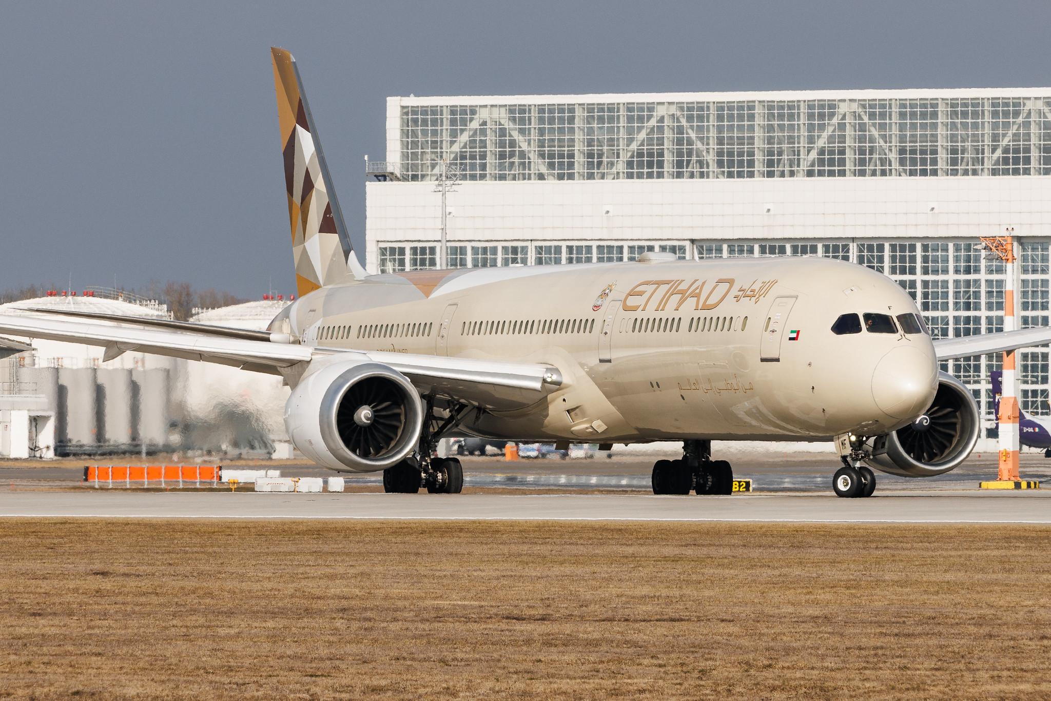 Munich Airport: Etihad Airways (EY / ETD) | Boeing 787-10 Dreamliner B78X | A6-BMF | MSN 60761
