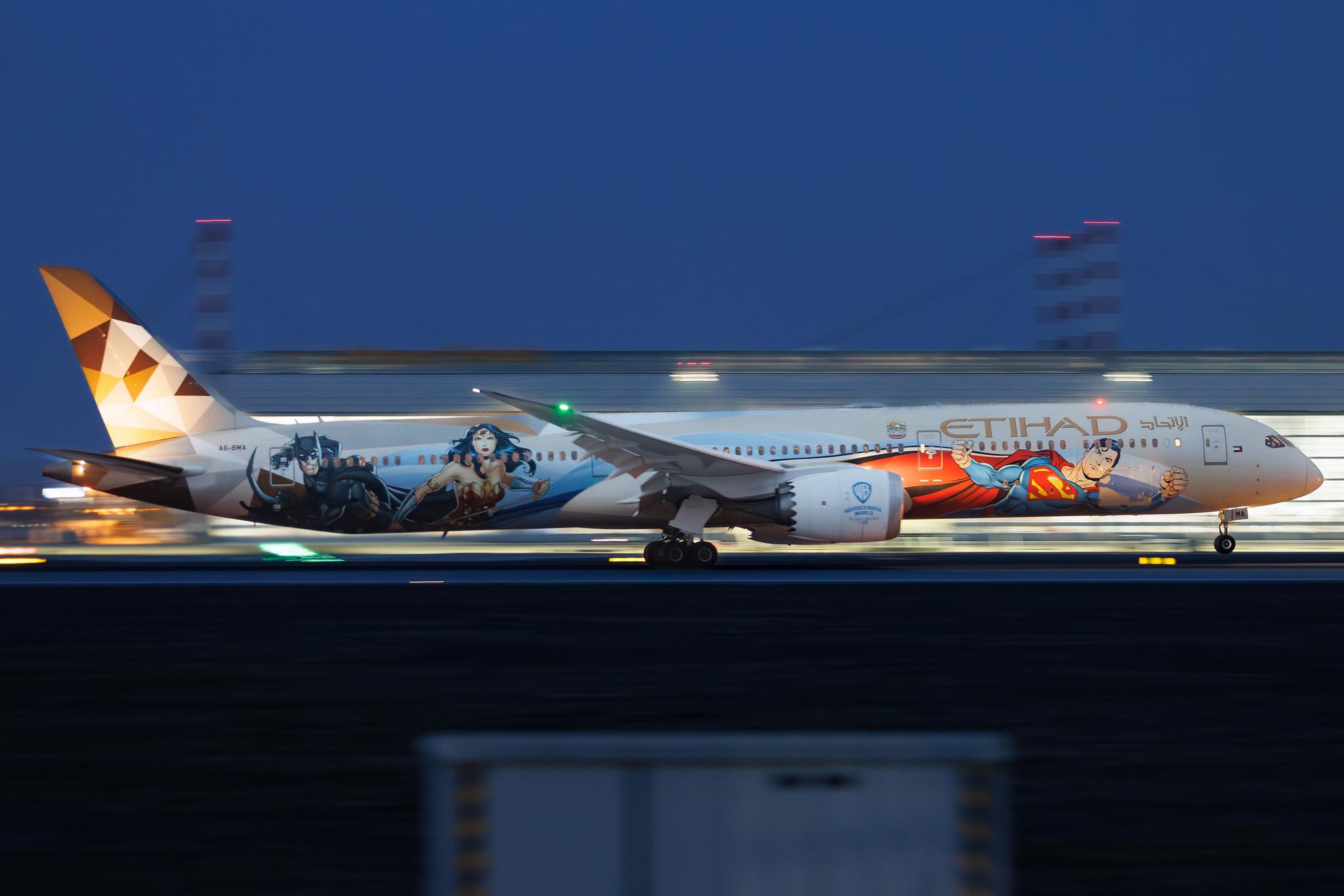 Munich Airport: Etihad Airways (EY / ETD) |  Livery: Warner Bros. World Livery |  Boeing 787-10 Dreamliner B78X | A6-BMA | MSN 60755