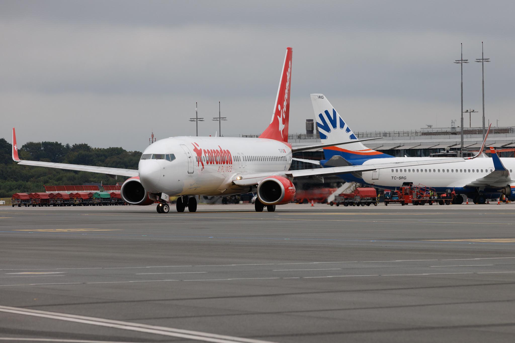 Hamburg Airport: Corendon Airlines (XC / CAI) | Boeing 737-86J B738 | TC-TJV | MSN 37740