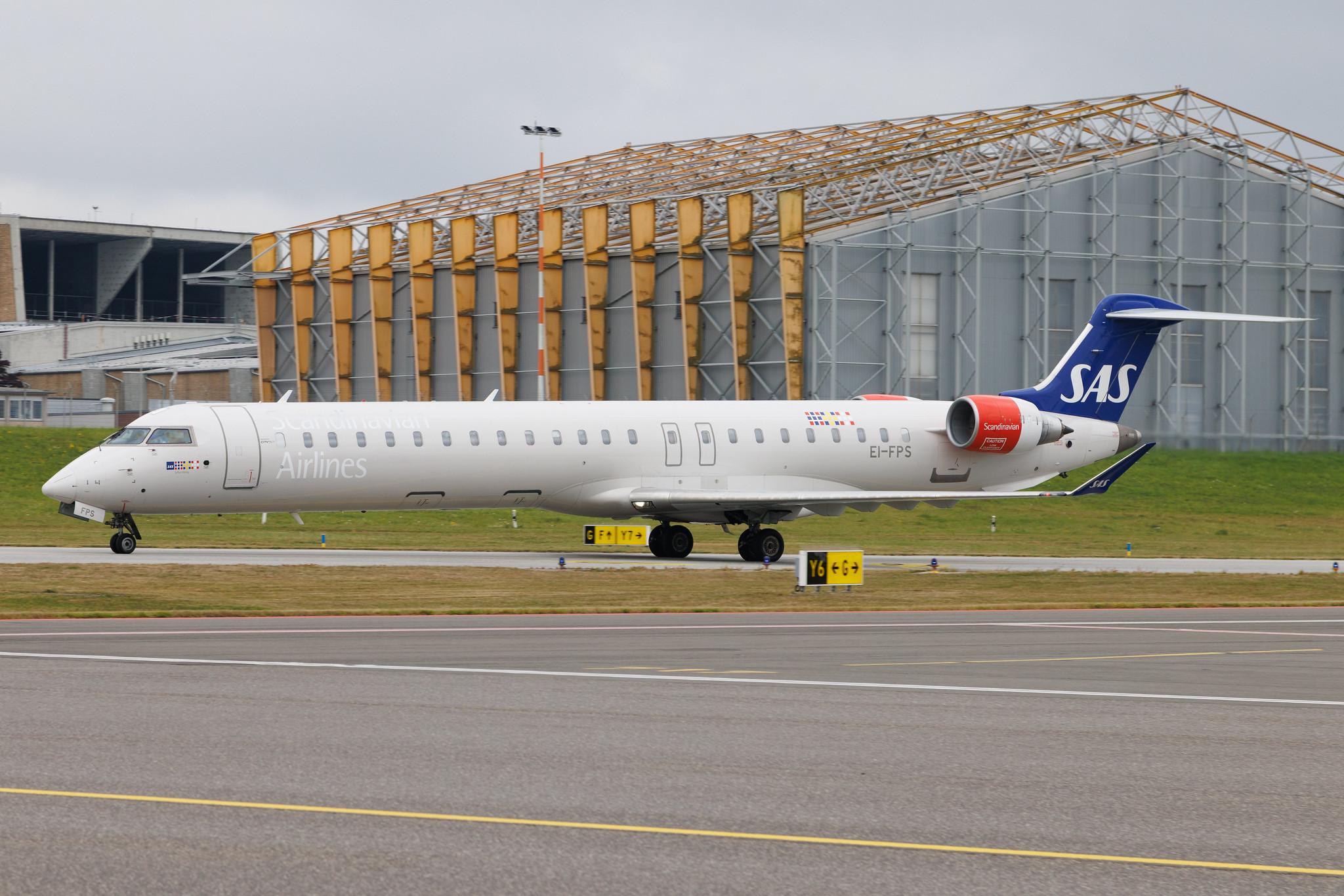 Hamburg Airport: SAS (SK / SAS) | Operator: Cityjet | Mitsubishi CRJ-900LR CRJ9 | EI-FPS | MSN 15437
