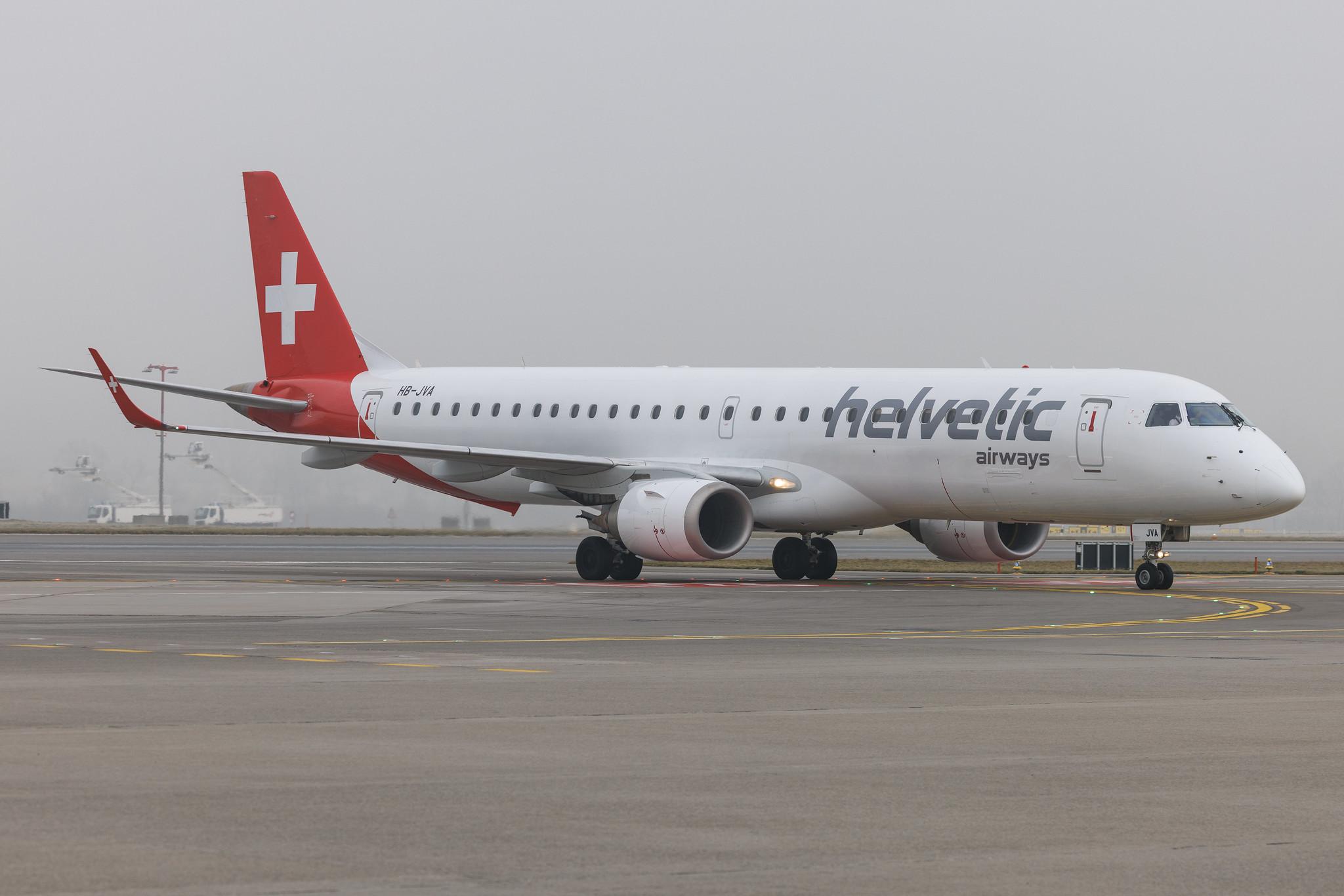 Flughafen Zürich: Helvetic Airways (2L / OAW) | Embraer E195AR E195 | HB-JVA | MSN 19000491
