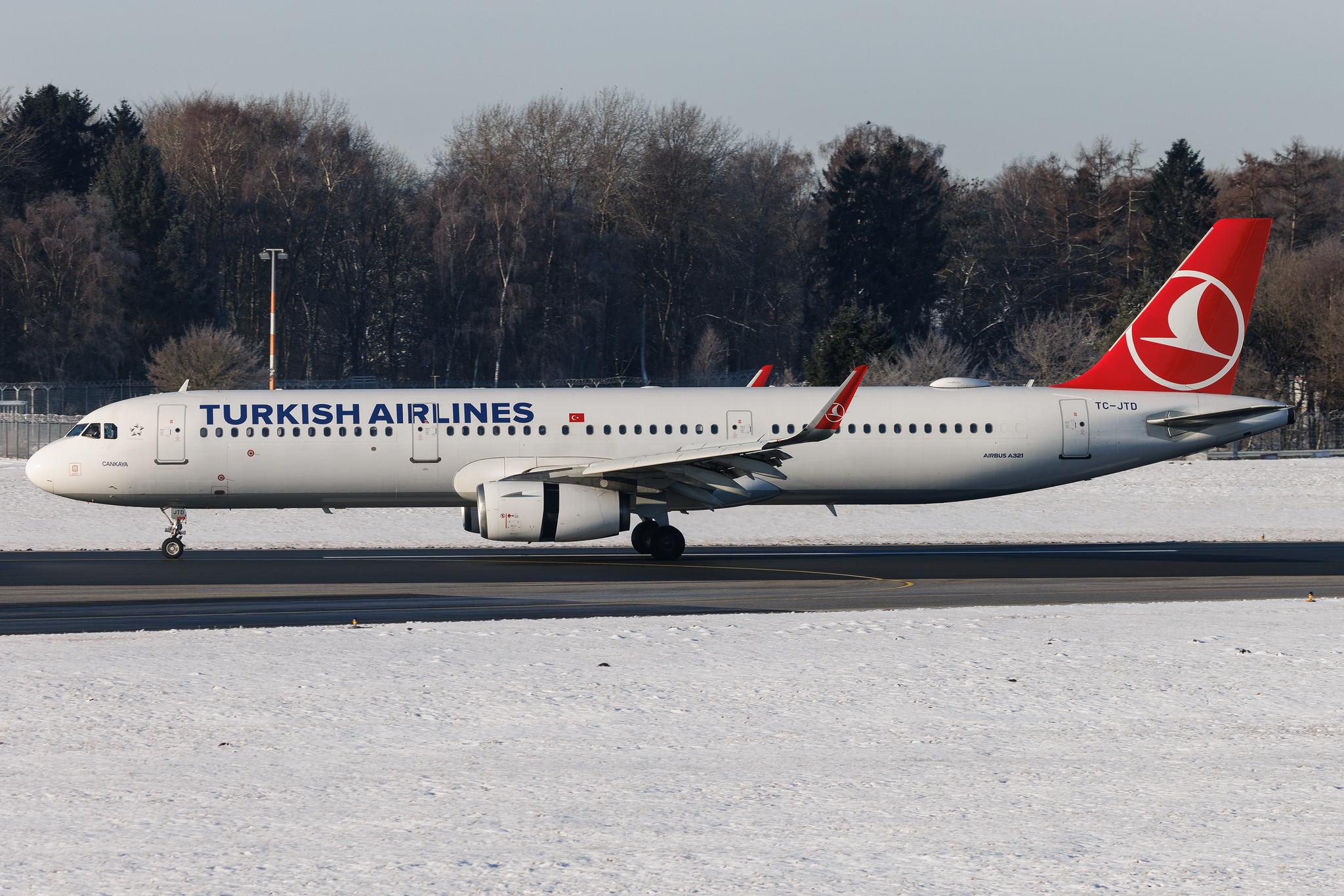 Hamburg Airport: Turkish Airlines (TK / THY) | Airbus A321-231 A321 | TC-JTD | MSN 6822