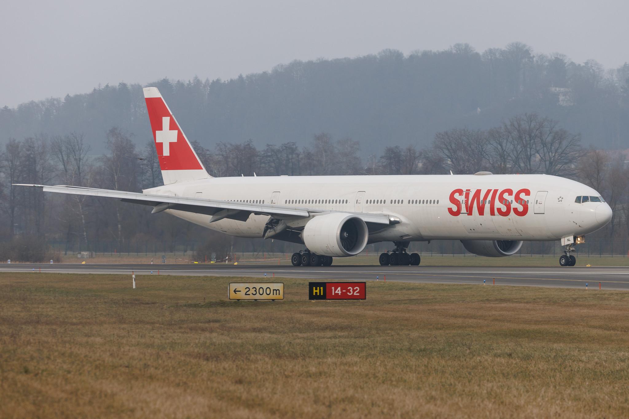 Flughafen Zürich: Swiss (LX / SWR) | Boeing 777-300(ER) B77W | HB-JNL | MSN 66092