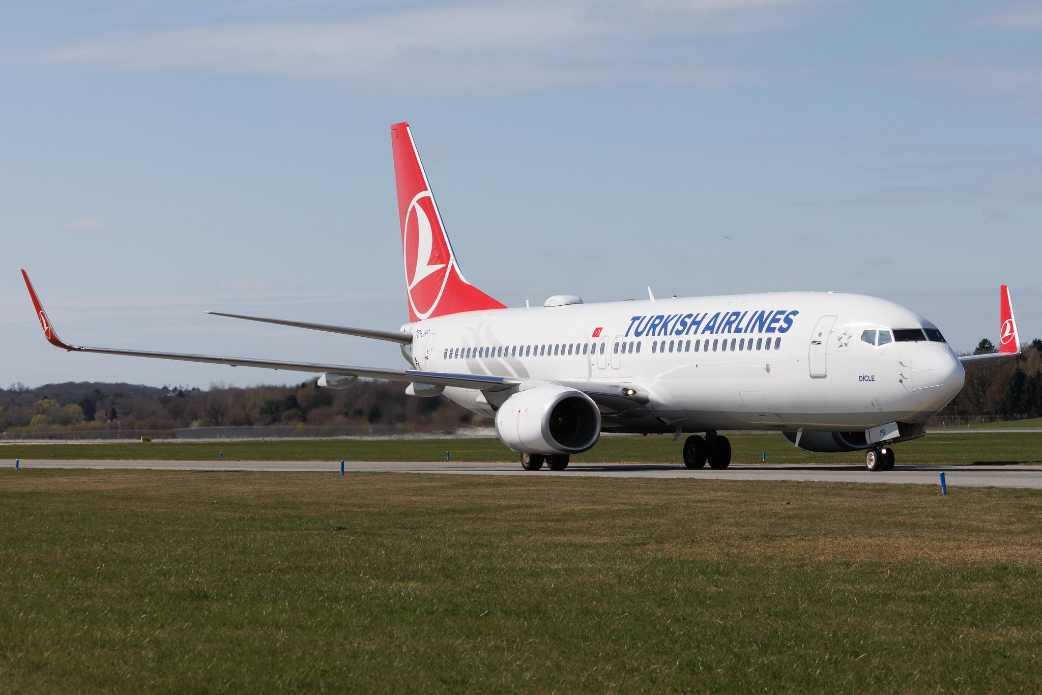 Hamburg Airport: Turkish Airlines (TK / THY) | Boeing 737-8F2 B738 | TC-JHP | MSN 42000