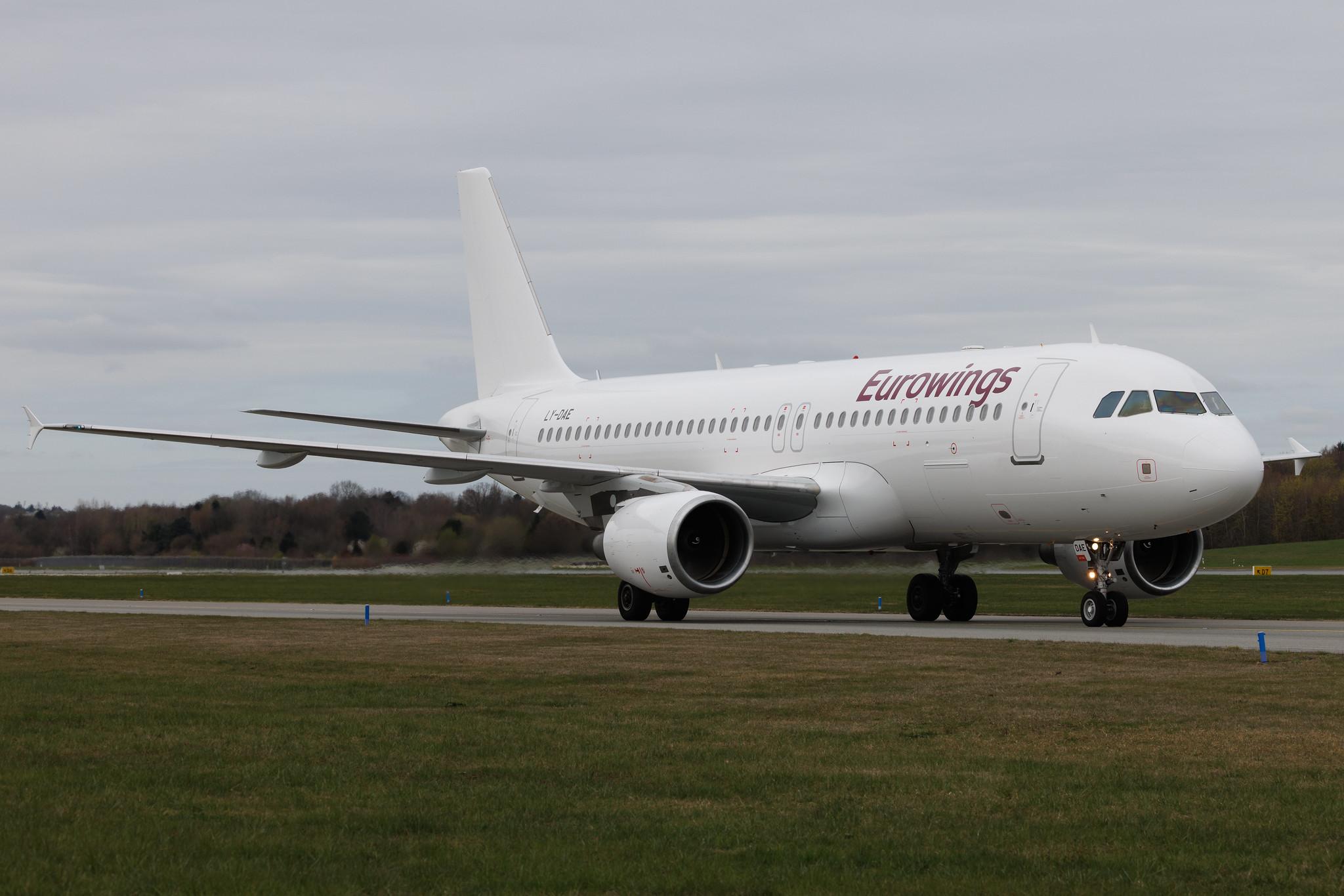 Hamburg Airport: GetJet Airlines (GW / GJT) | Airbus A320-214 A320 | LY-DAE | MSN 03240