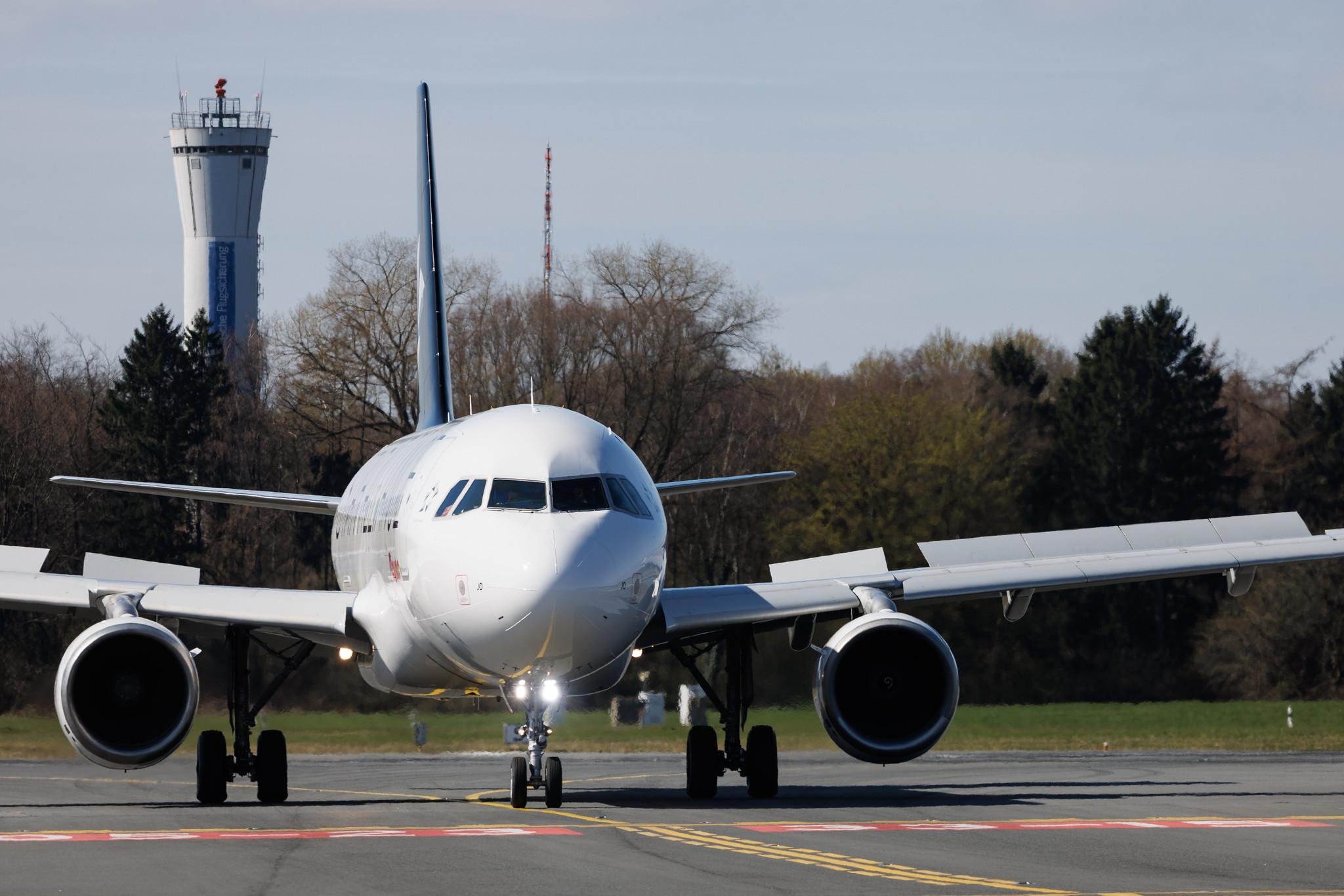 Hamburg Airport: Swiss (LX / SWR) | Livery: Star Alliance Livery | Airbus A320-214 A320 | HB-IJO | MSN 00673