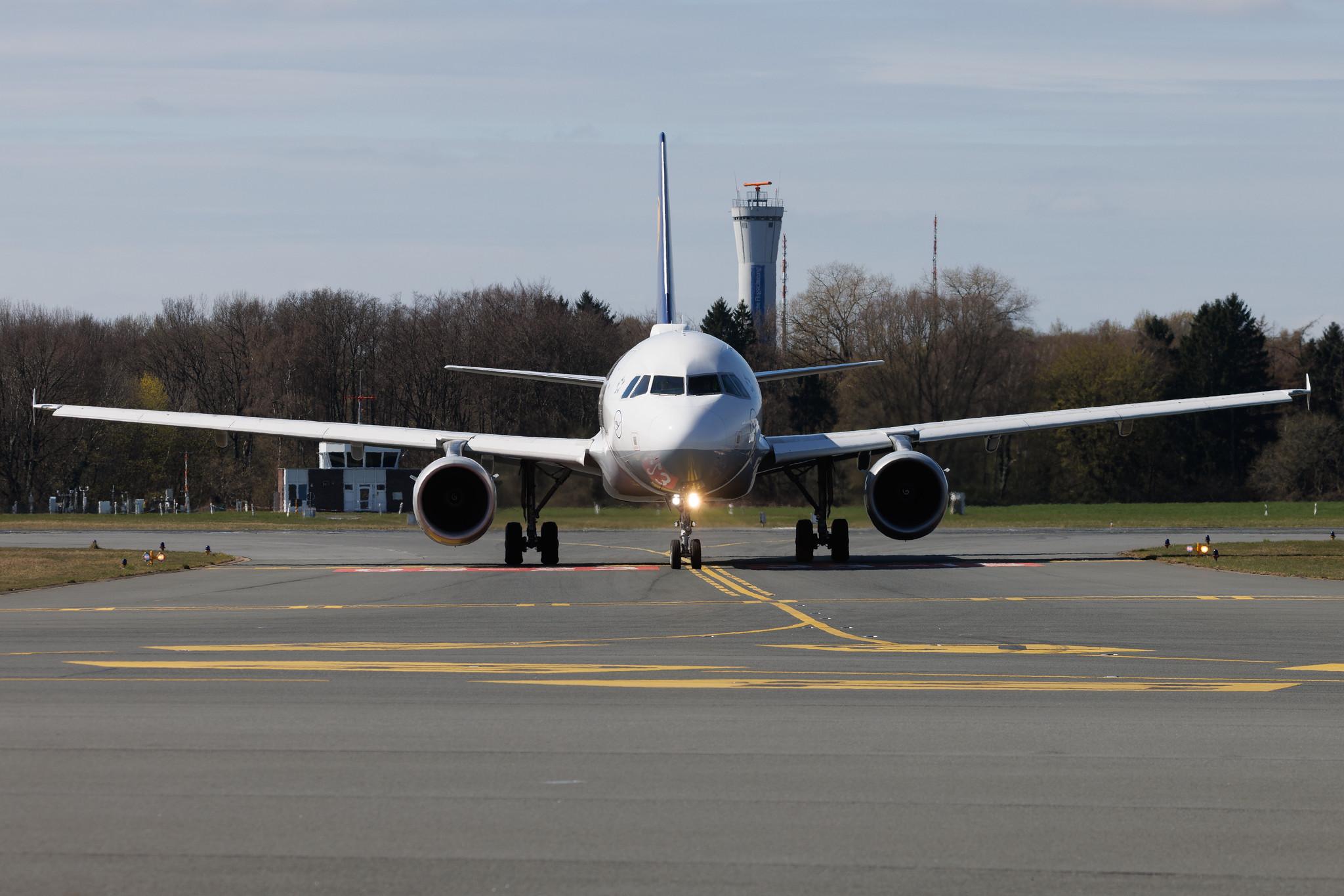 Hamburg Airport: Lufthansa (LH / DLH) | Airbus A319-112 A319 | D-AIBB | MSN 4182