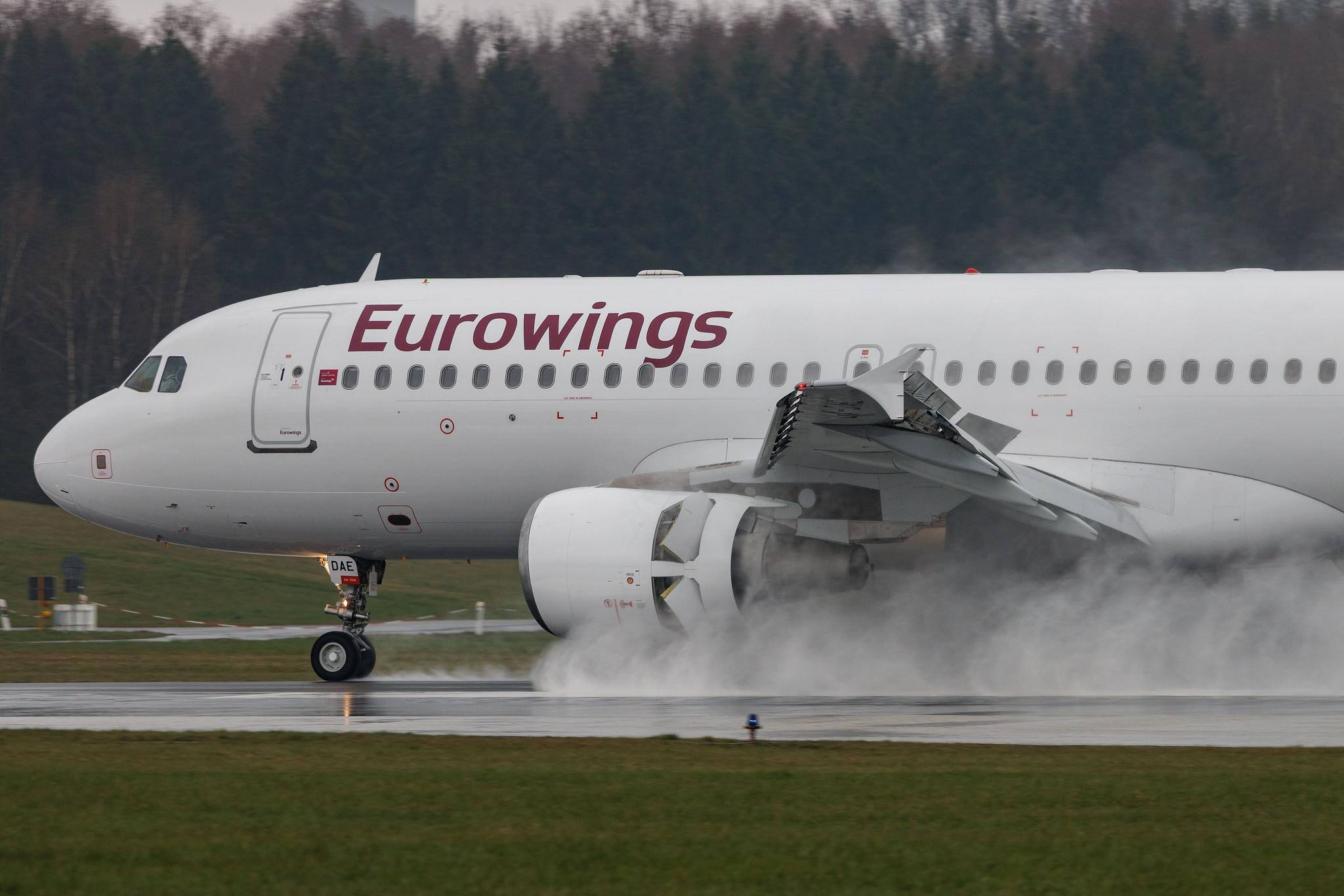Hamburg Airport: GetJet Airlines (GW / GJT) | Airbus A320-214 A320 | LY-DAE | MSN 03240