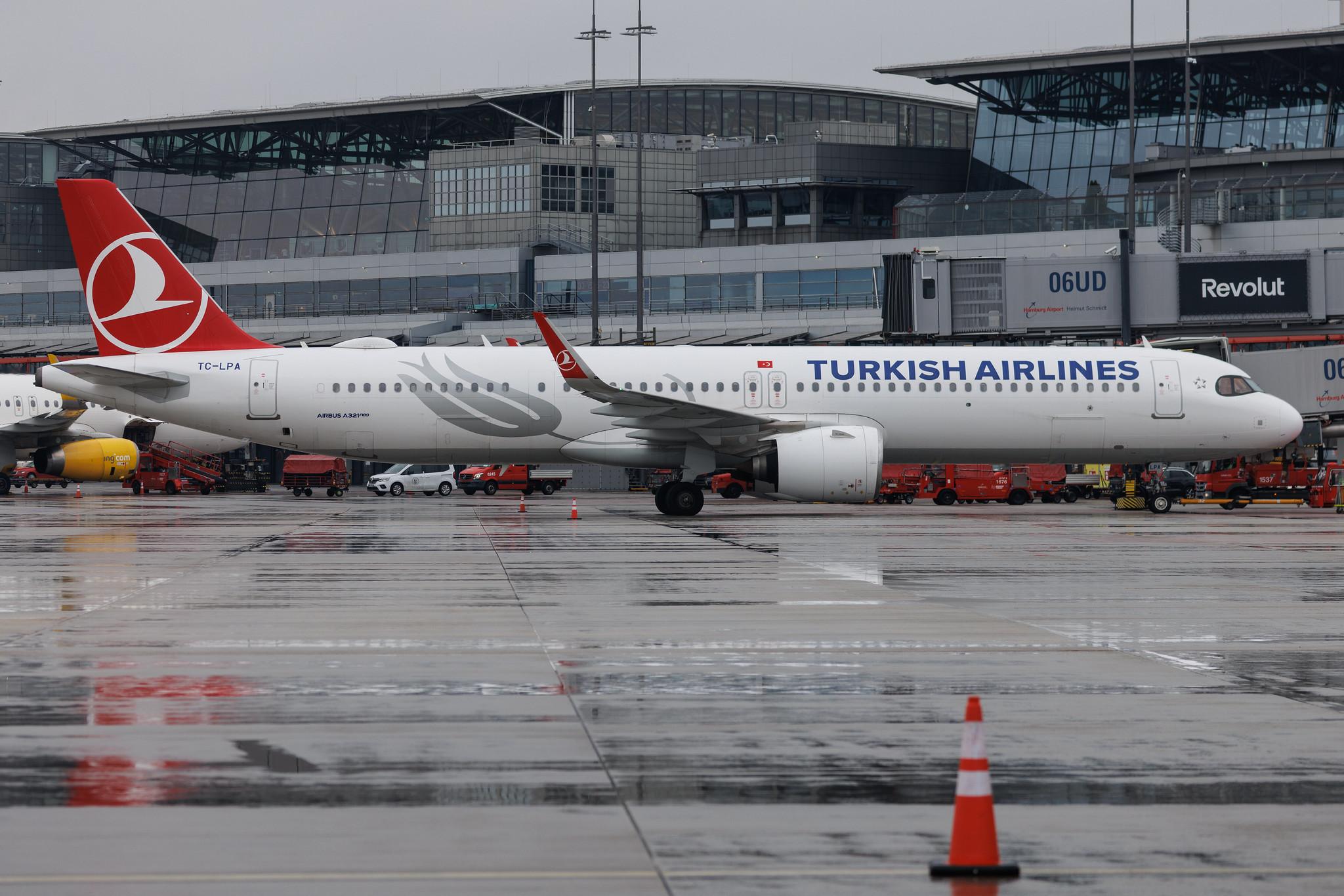 Hamburg Airport: Turkish Airlines (TK / THY) | Airbus A321-271NX A21N | TC-LPA | MSN 11464