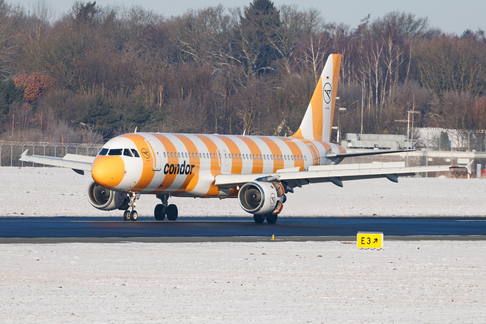 Hamburg Airport: Condor (DE / CFG) | Livery: Yellow Sunshine Livery | Airbus A320-212 A320 | D-ATCH | MSN 1437