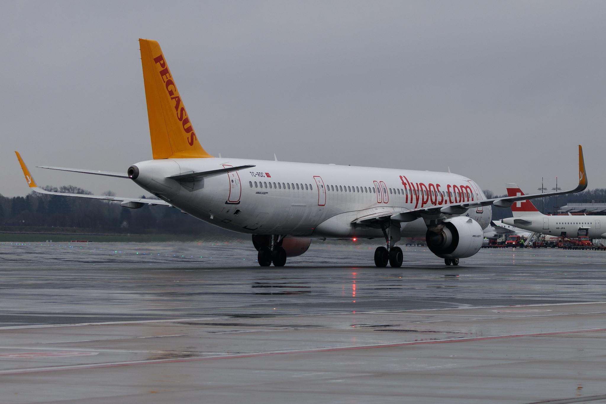 Hamburg Airport: Pegasus (PC / PGT) | Airbus A321-251NX A21N | TC-RDC | MSN 11104