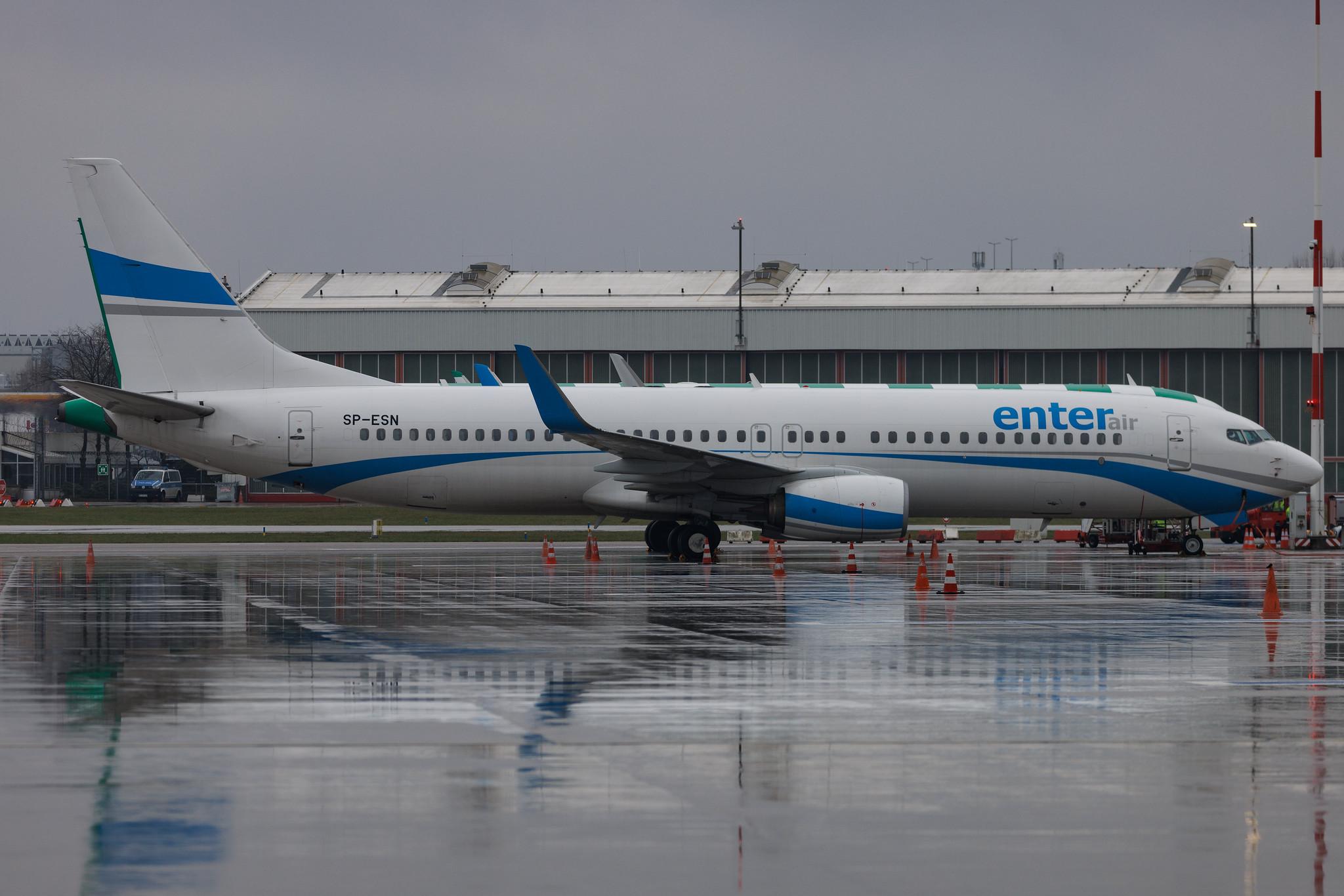 Hamburg Airport: Enter Air (E4 / ENT) | Boeing 737-85R B738 | SP-ESN | MSN 42805