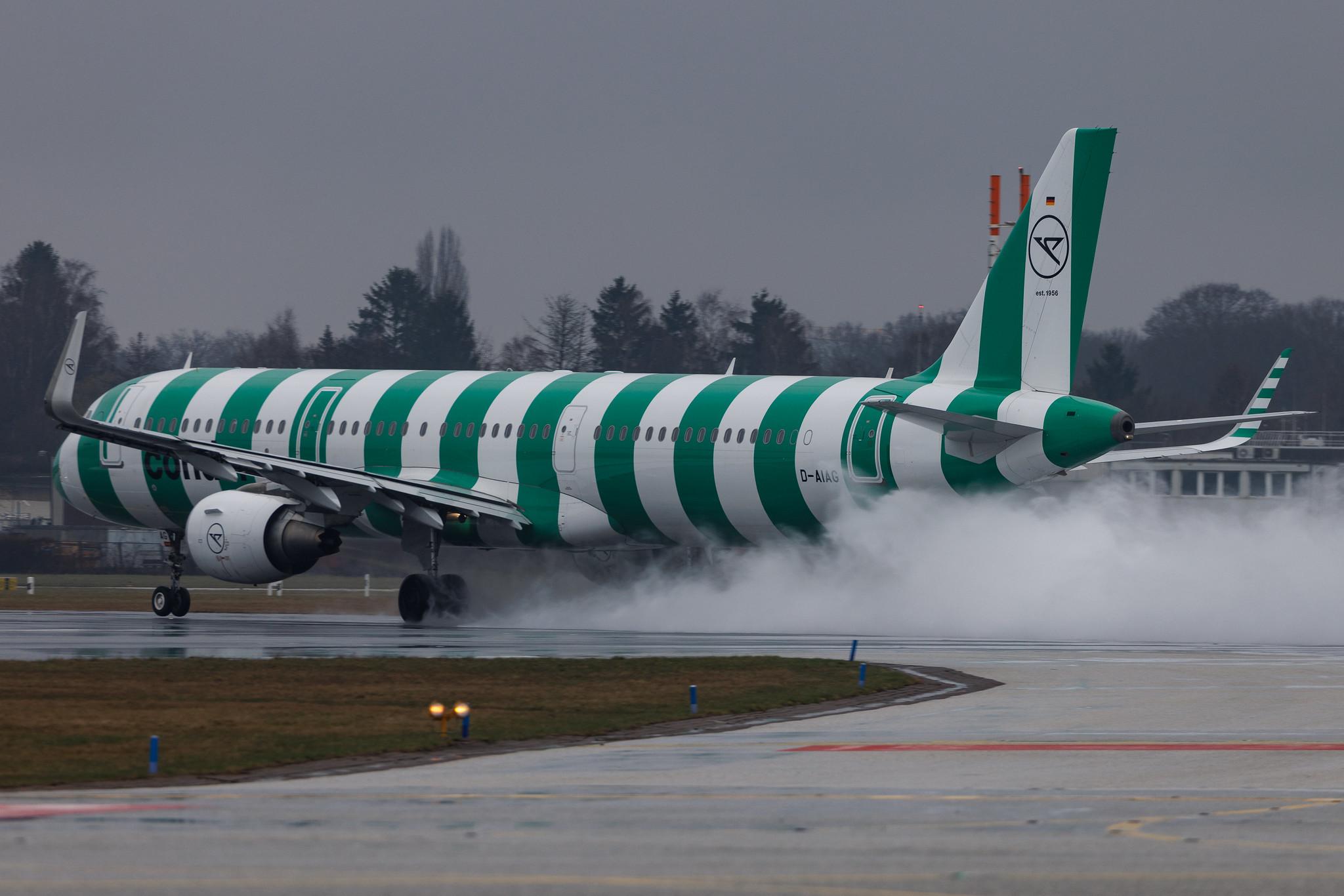 Hamburg Airport: Condor (DE / CFG) | Airbus A321-211 A321 | D-AIAG | MSN 6590