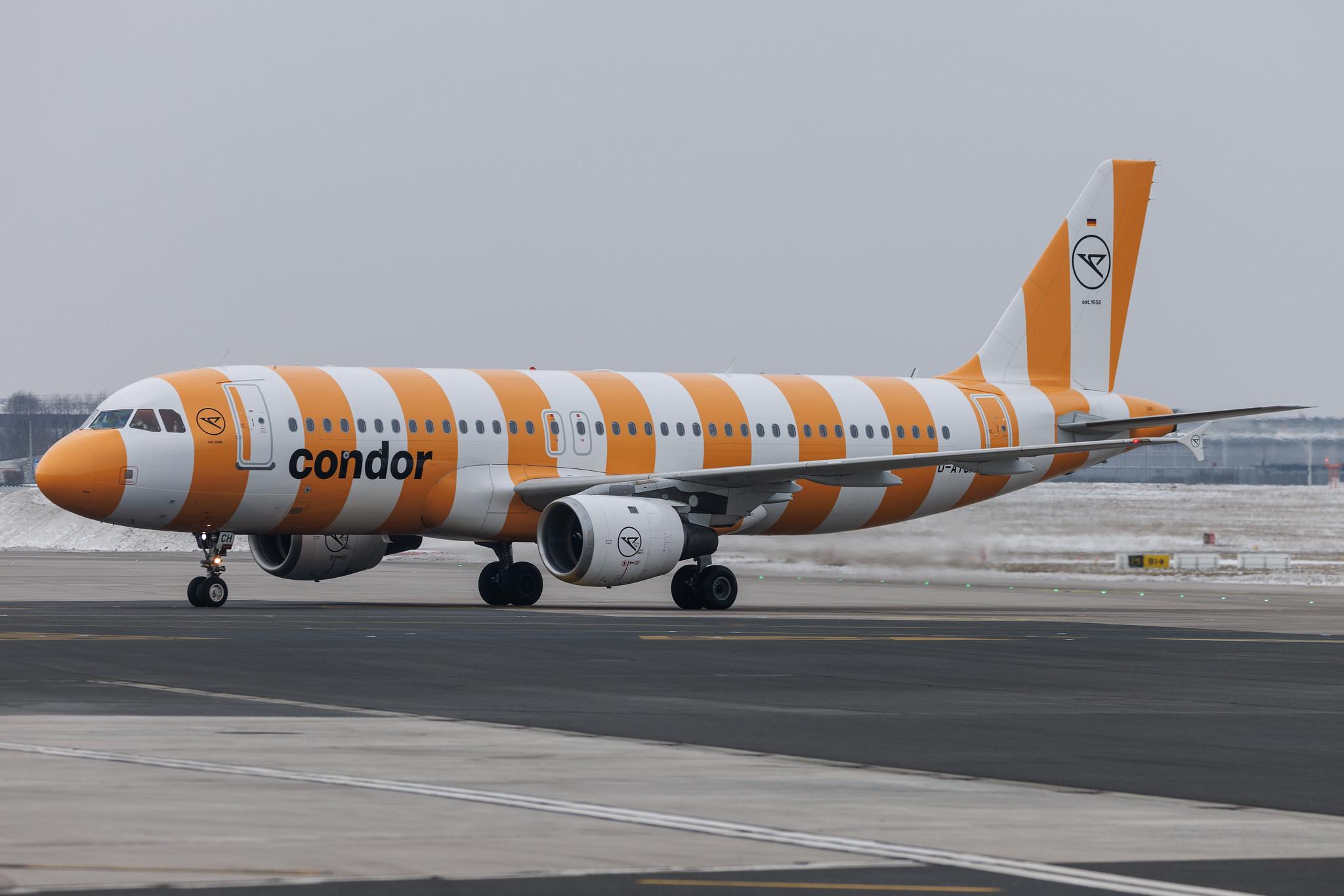 Hamburg Airport: Condor (DE / CFG) | Livery: Yellow Sunshine Livery | Airbus A320-212 A320 | D-ATCH | MSN 1437