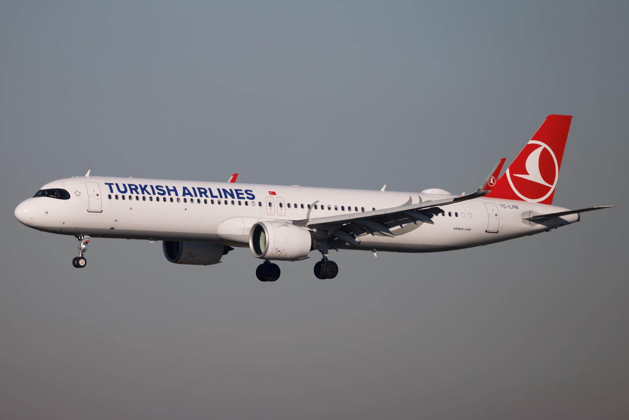 Frankfurt Airport: Turkish Airlines (TK / THY) | Airbus A321-271NX A21N | TC-LPN | MSN 12115