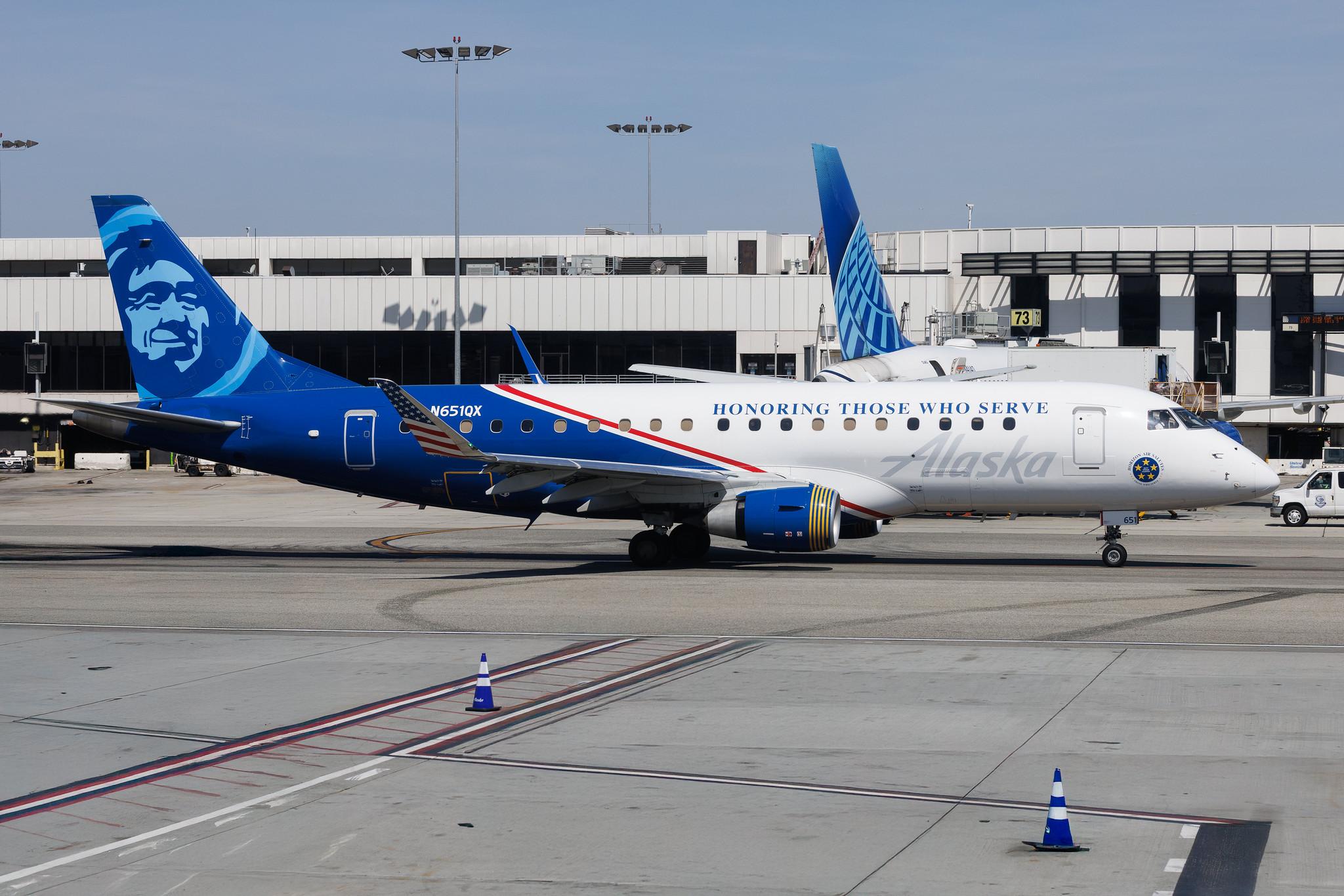 Los Angeles International Airport: Alaska Horizon (AS / ASA) | Livery: Honoring Those Who Serve Livery | Operator: Horizon Air | Embraer E175LR E75L | N651QX | MSN 17000812