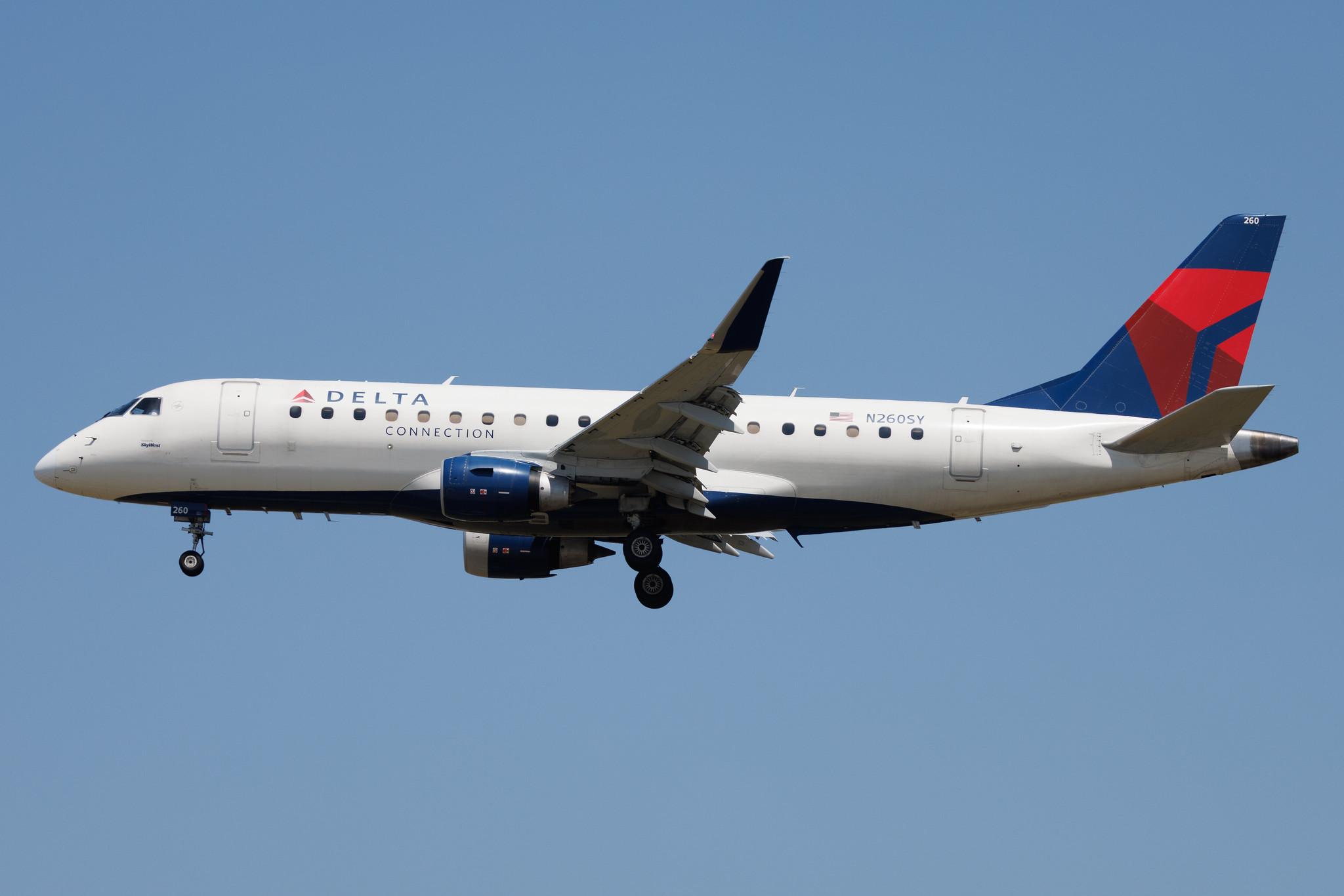 Los Angeles International Airport: Delta Connection (DL / DAL) | Operator: SkyWest Airlines | Embraer E175LR E75L | N260SY | MSN 17000667