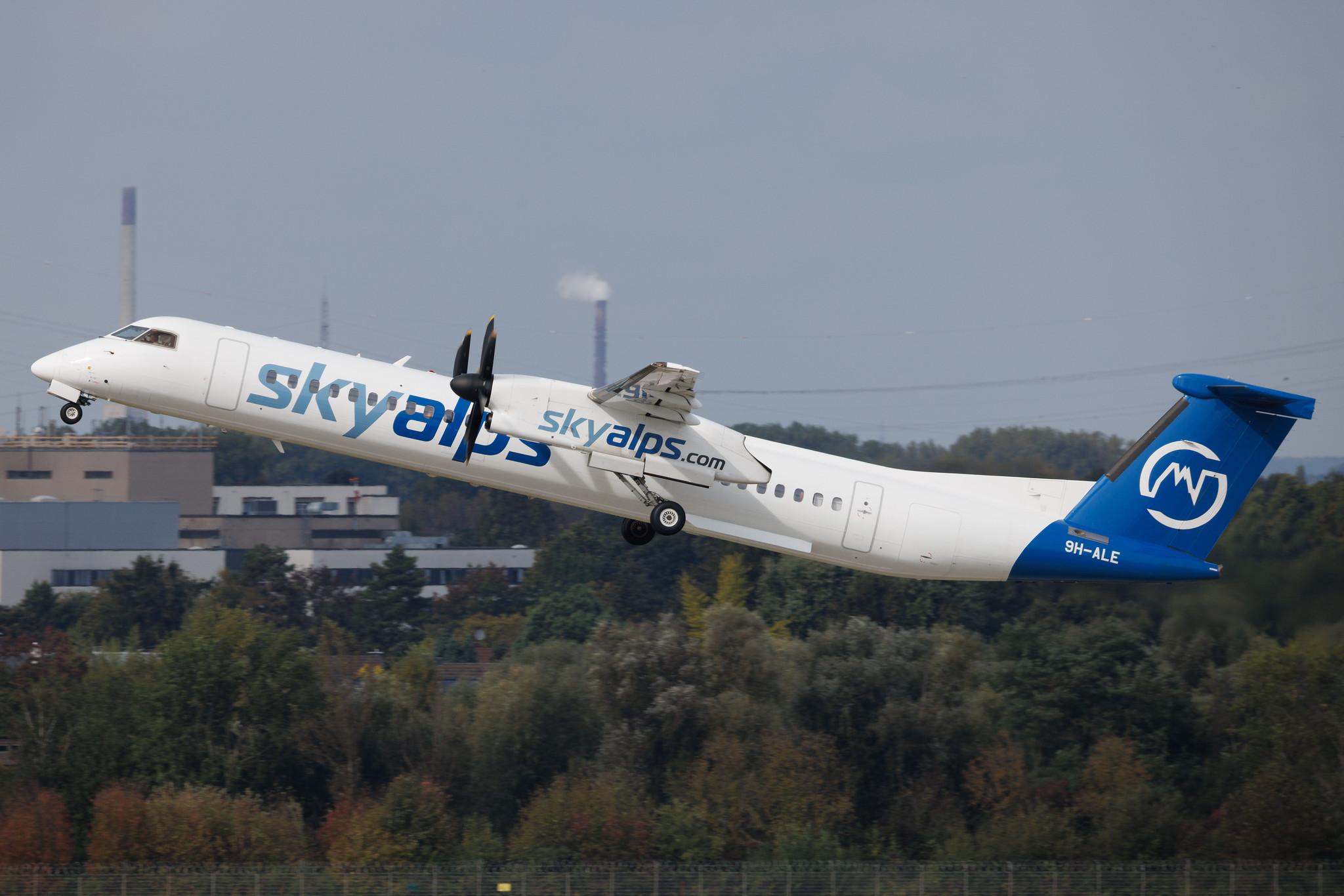Düsseldorf Airport: SkyAlps (BQ / SWU) | De Havilland Canada Dash 8-400 DH8D | 9H-ALE | MSN 4326