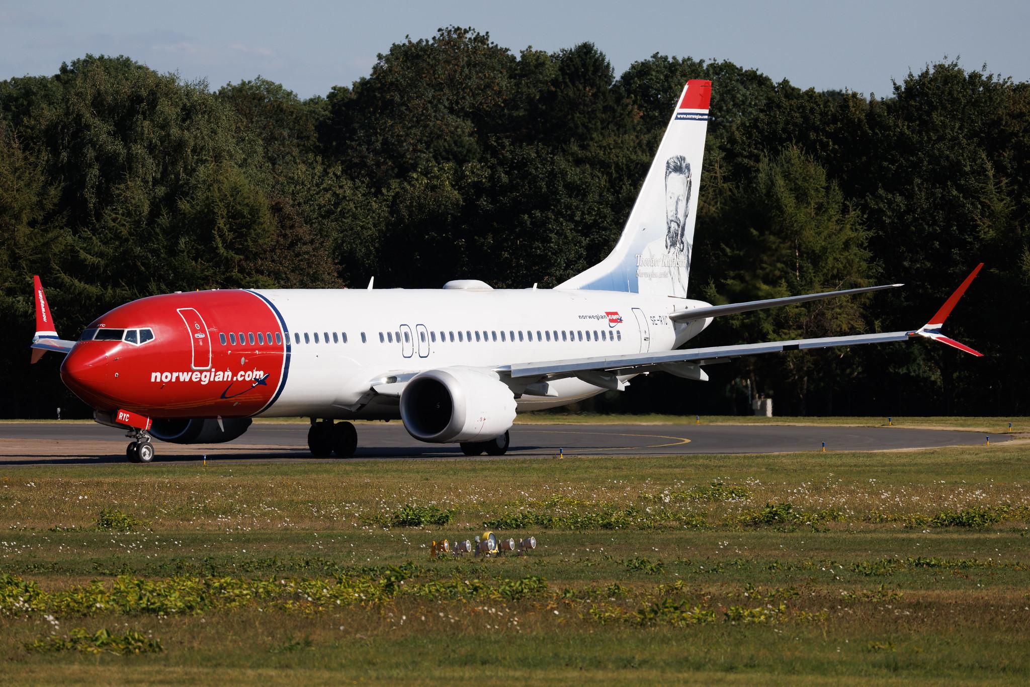 Hamburg Airport: Norwegian (DY / NOZ) | Livery: Theodor Kittelsen Livery | Operator: Norwegian Air Sweden | Boeing 737 MAX 8 B38M | SE-RYC | MSN 63971