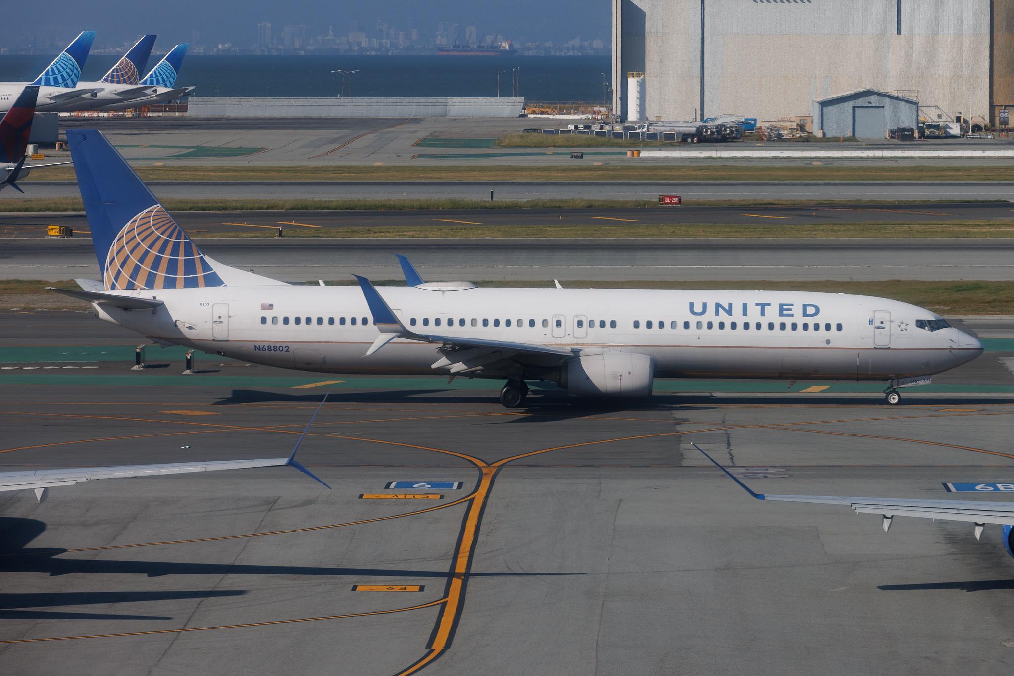 San Francisco International Airport: United Airlines (UA / UAL) | Boeing 737-924(ER) B739 | N68802 | MSN 42739