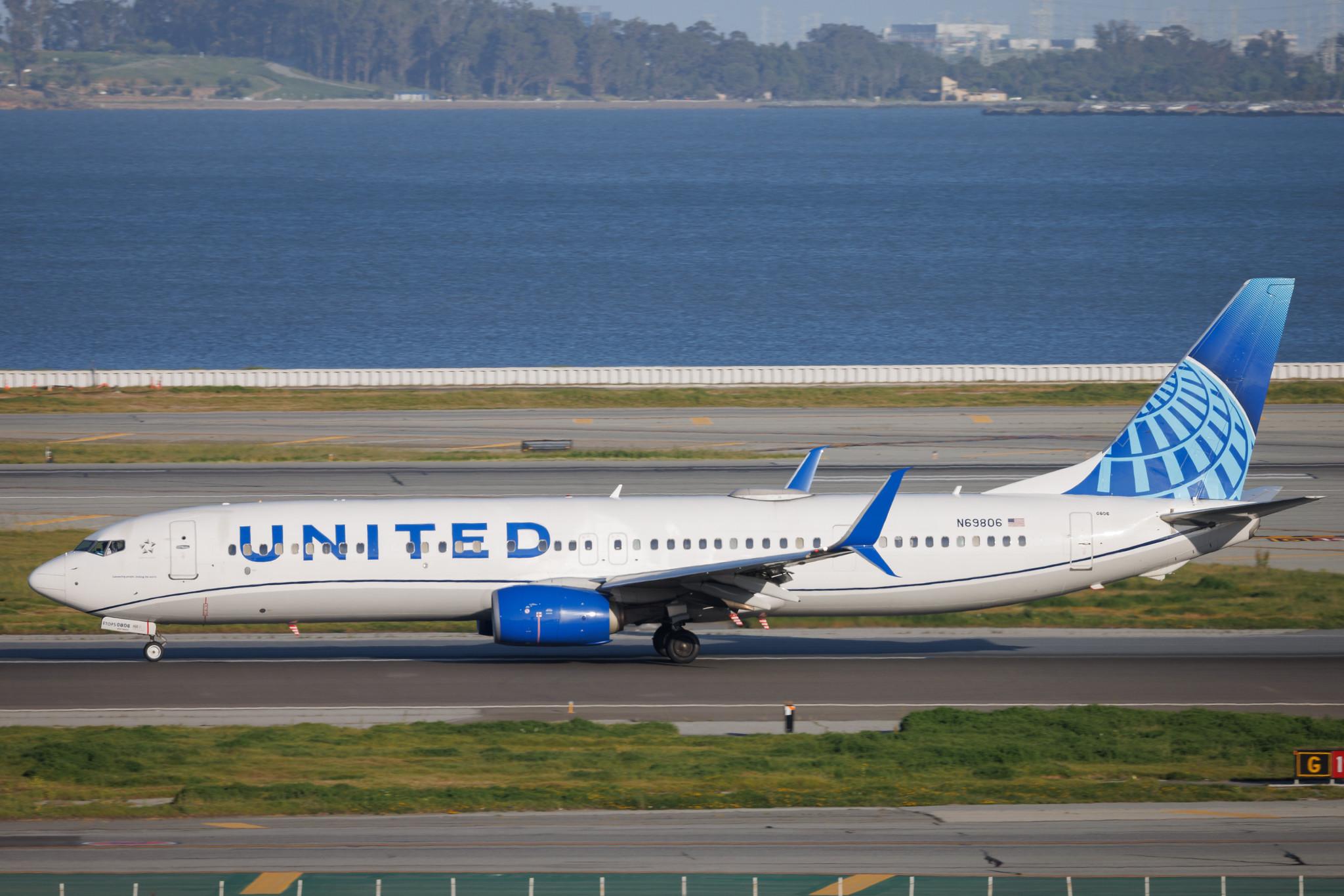 San Francisco International Airport: United Airlines (UA / UAL) | Boeing 737-924(ER) B739 | N69806 | MSN 42742