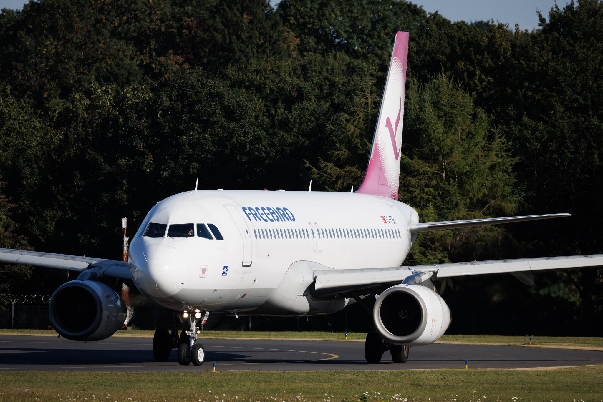 Hamburg Airport: Freebird Airlines (FH / FHY) | Airbus A320-232 A320 | TC-FBR | MSN 2524