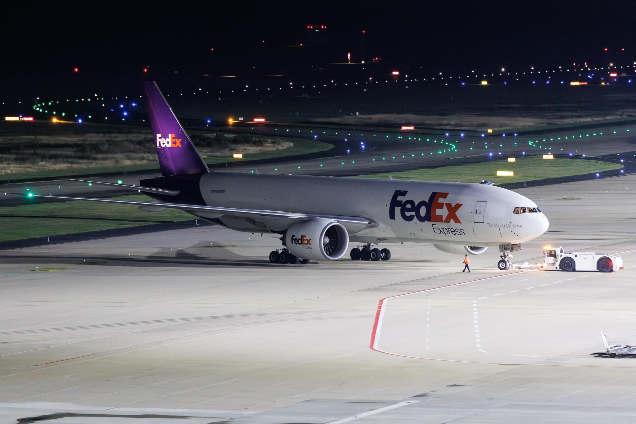 Köln Bonn Airport: FedEx (FX / FDX) | Boeing 777-F28 B77L | N880FD | MSN 32967