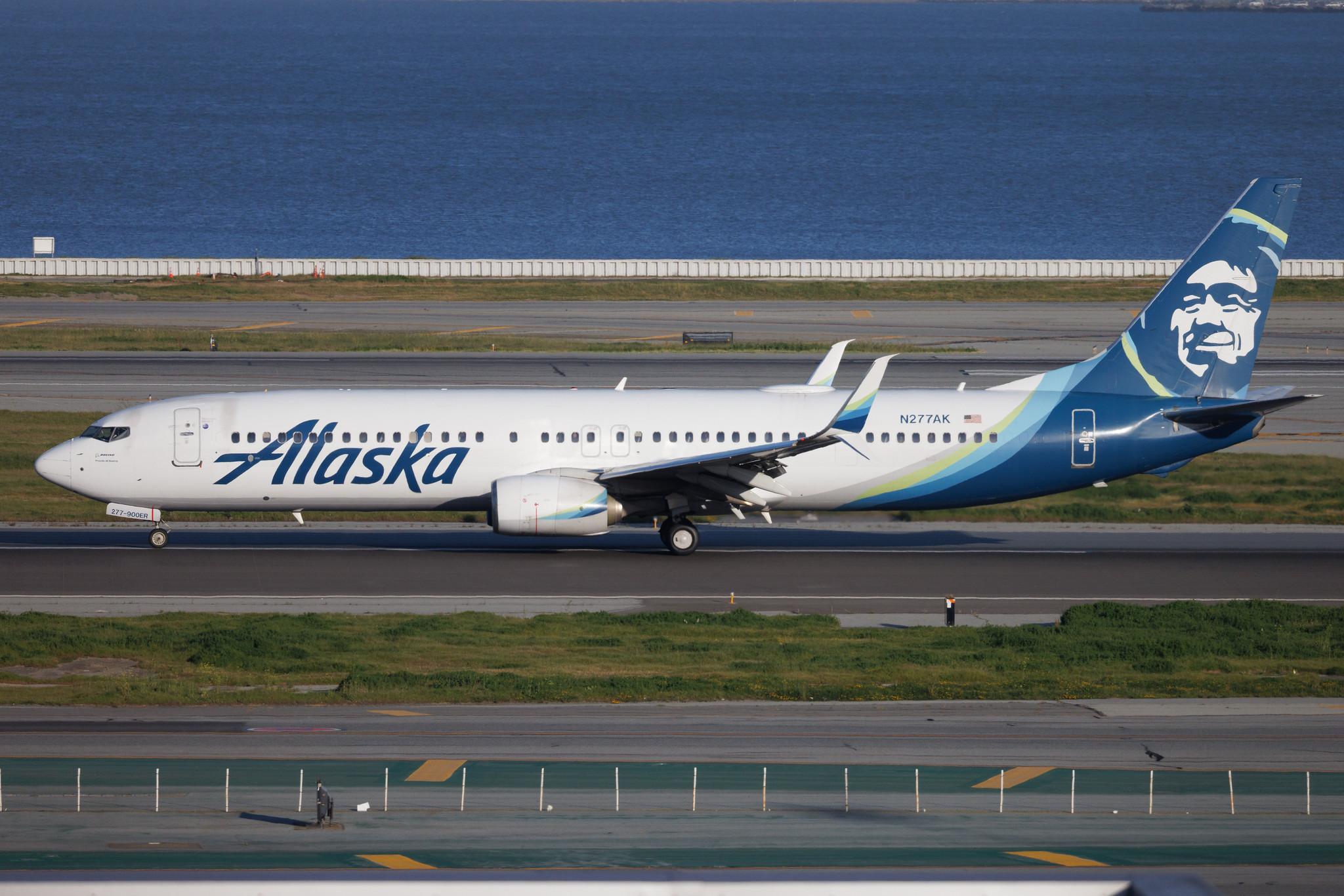 San Francisco International Airport: Alaska Airlines (AS / ASA) | Boeing 737-990(ER) B739 | N277AK | MSN 62472