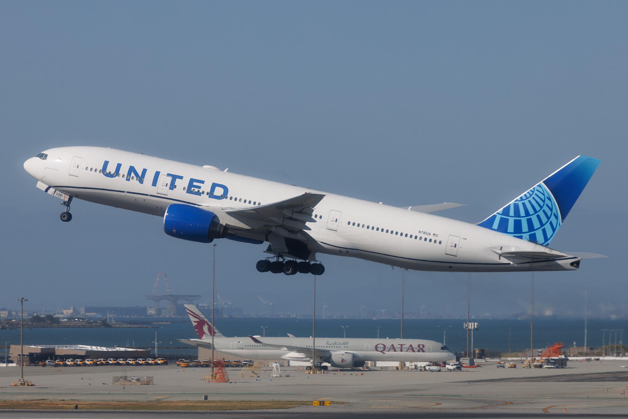 San Francisco International Airport: United Airlines (UA / UAL) | Boeing 777-222 B772 | N781UA | MSN 26945
