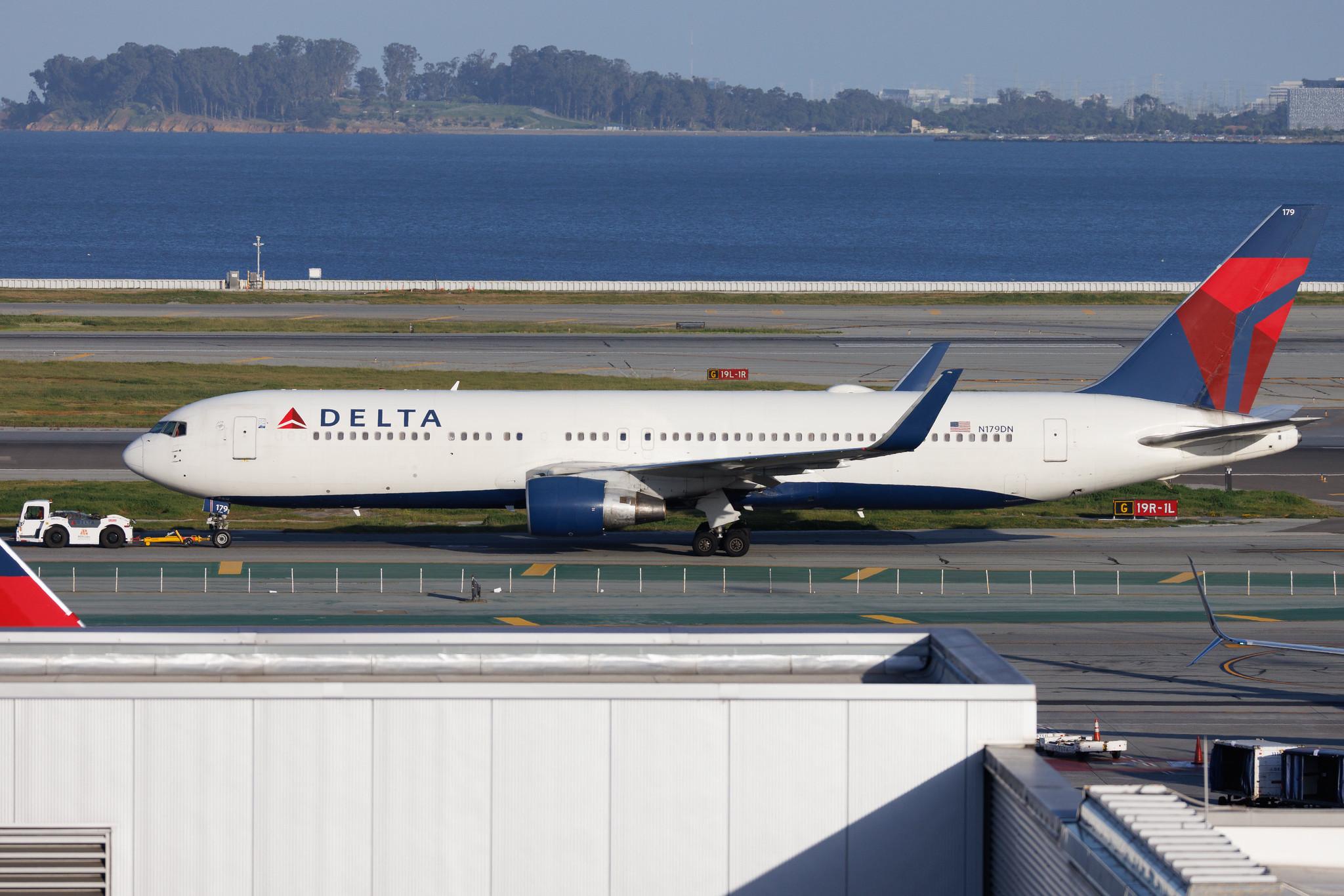 San Francisco International Airport: Delta Air Lines (DL / DAL) | Boeing 767-332(ER) B763 | N179DN | MSN 25144