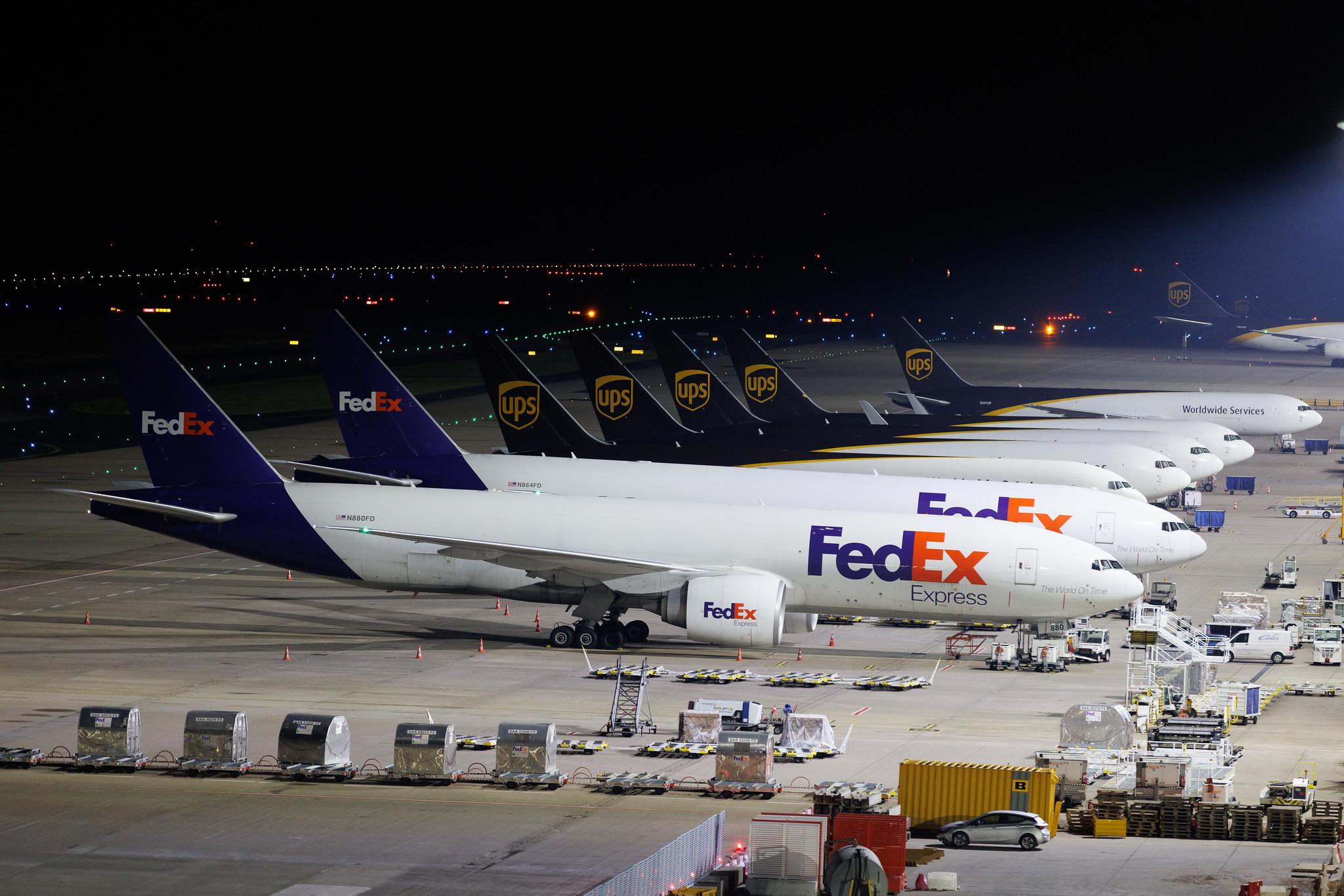 Köln Bonn Airport: FedEx (FX / FDX) | Boeing 777-F28 B77L | N880FD | MSN 32967