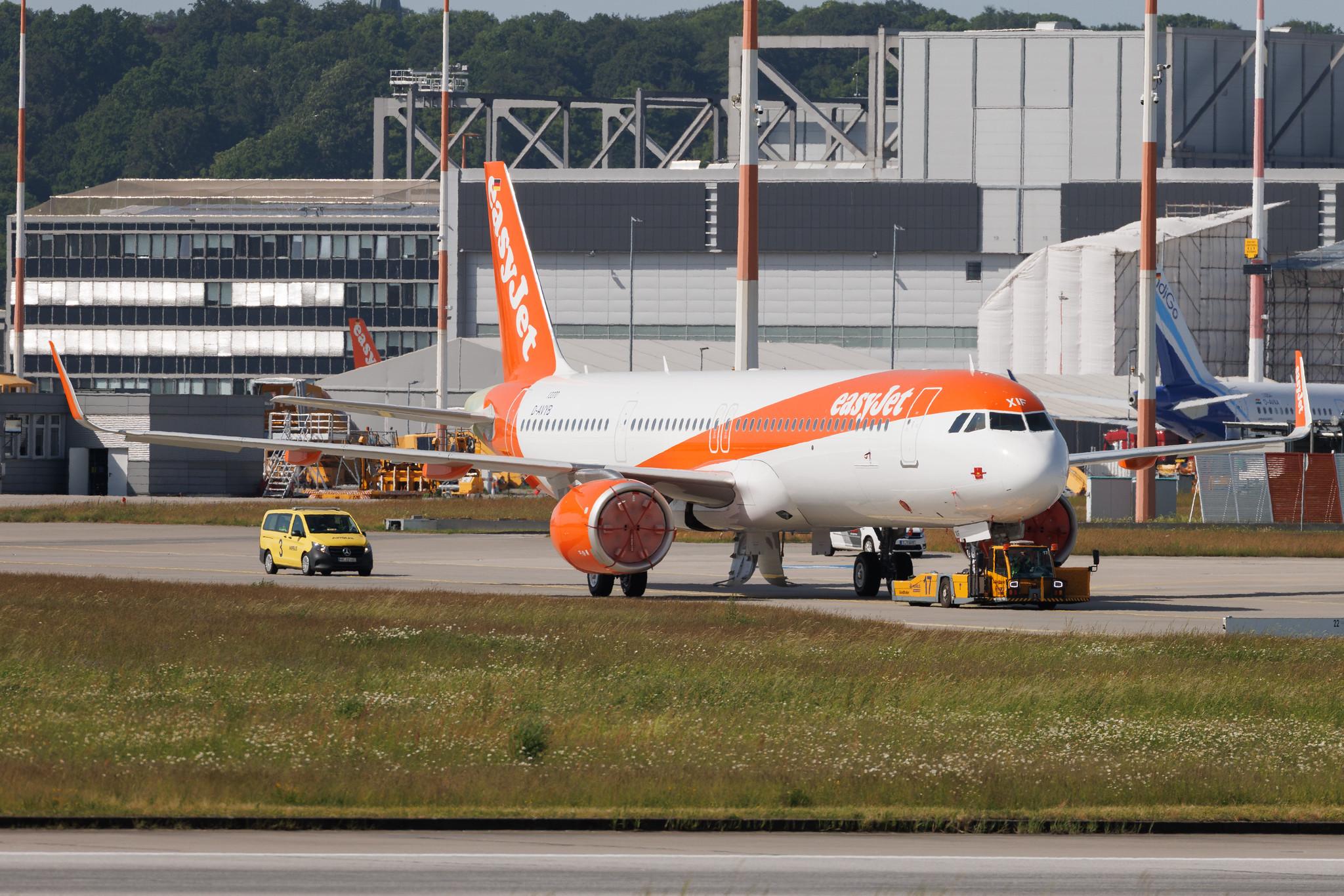 Hamburg Finkenwerder: easyJet (U2 / EZY) | Airbus A321-251NX A21N | D-AVYB | G-ZXIF | MSN 13370