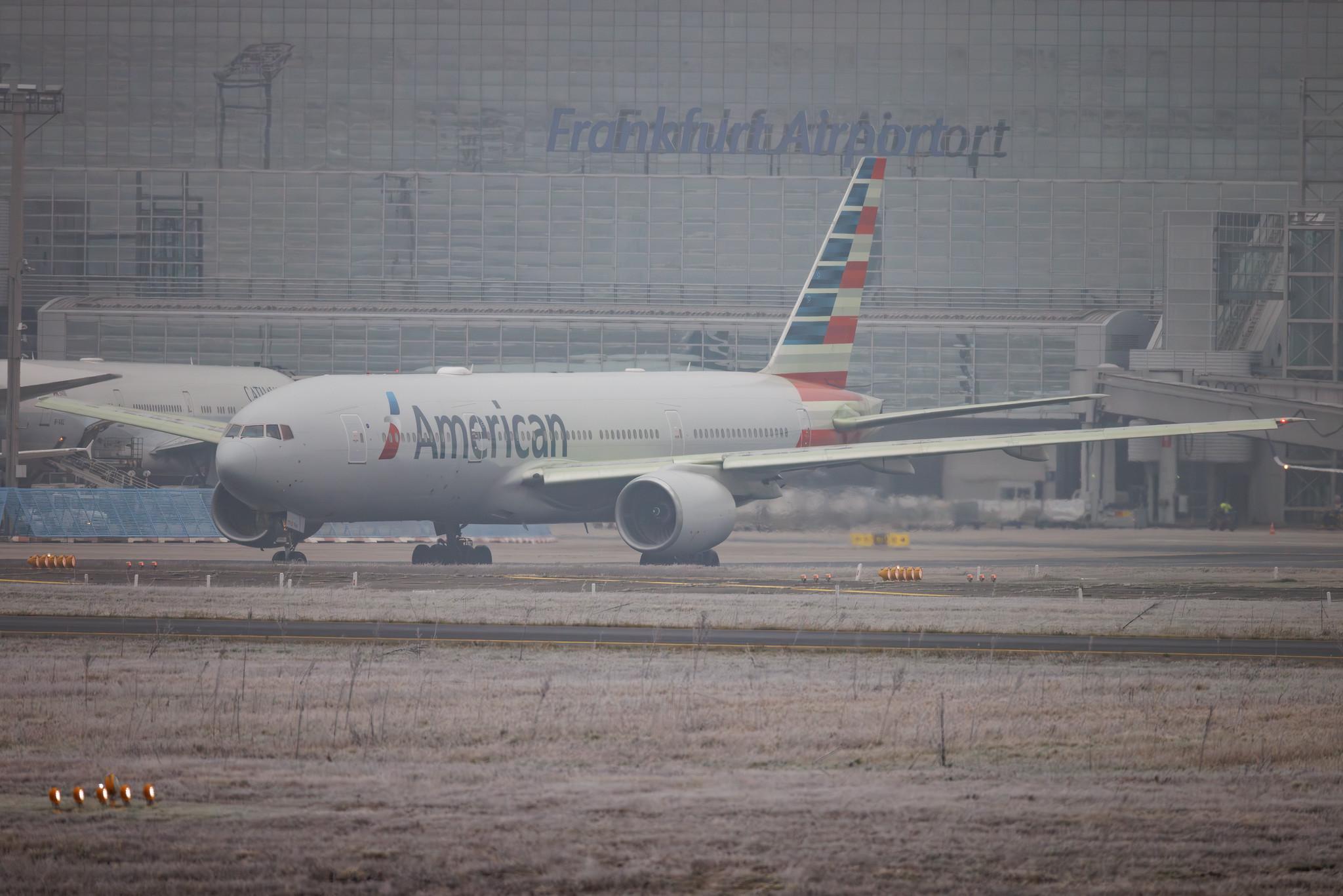 Frankfurt Airport: American Airlines (AA / AAL) | Boeing 777-223(ER) B772 | N770AN | MSN 29578