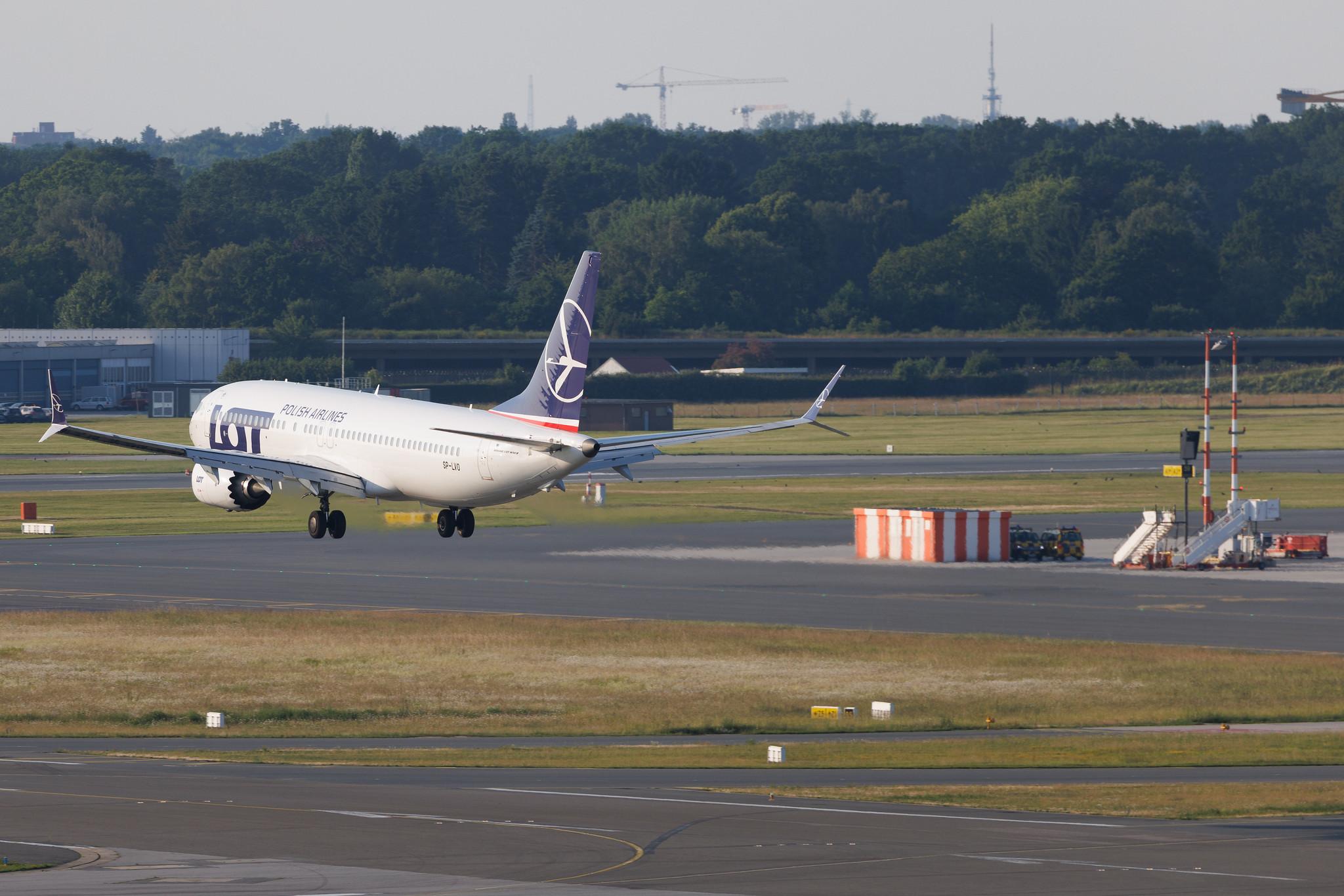 Hamburg Airport: LOT (LO / LOT) | Boeing 737 MAX 8 B38M | SP-LVO | MSN 66441