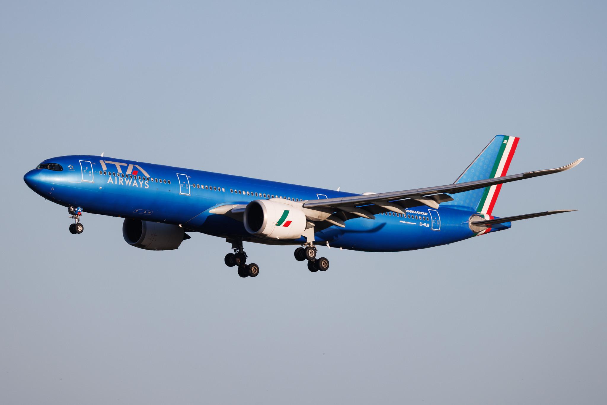 Rome Leonardo da Vinci Fiumicino Airport: ITA Airways (AZ / ITY) | Airbus A330-941 A339 | EI-HJR | MSN 2046