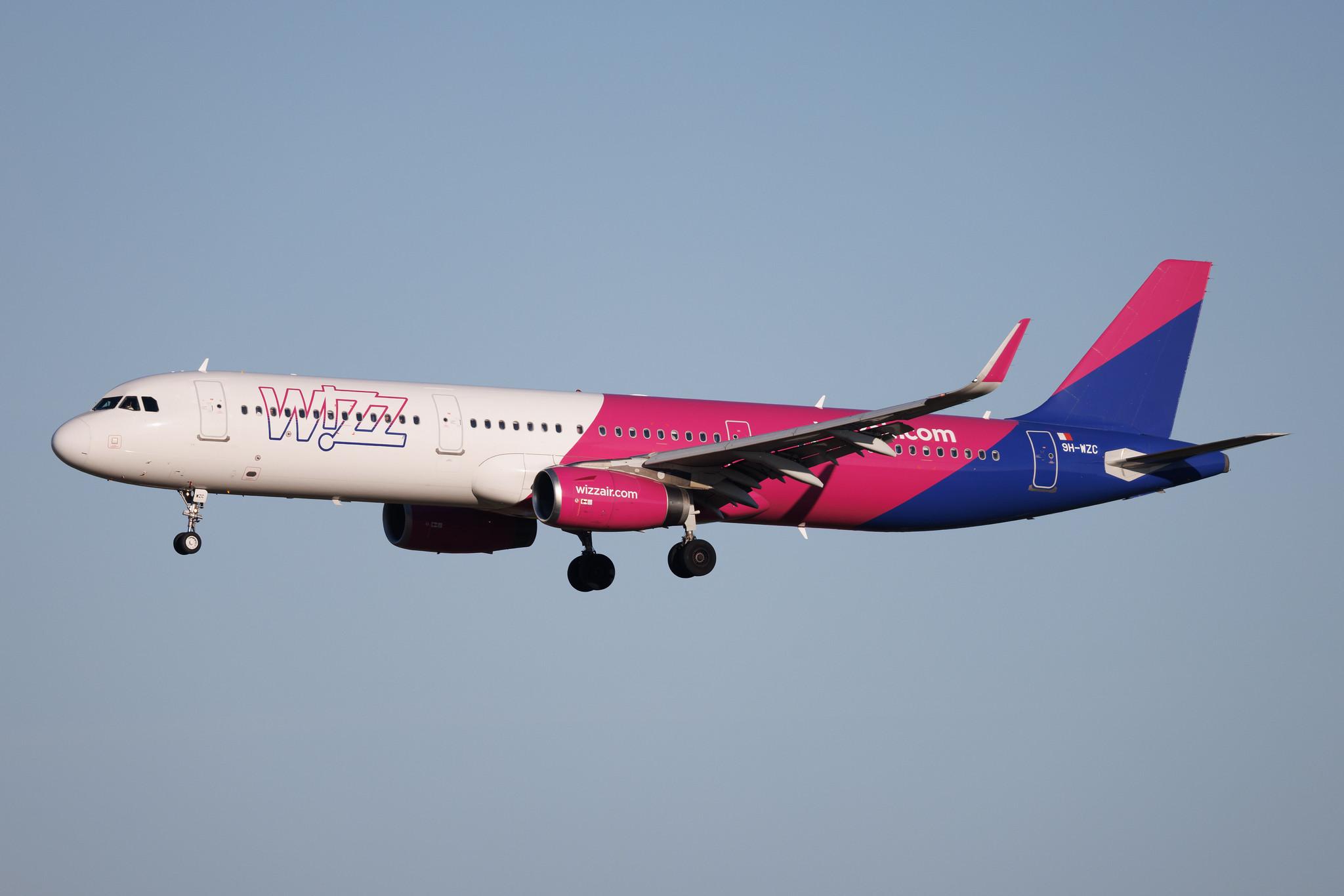 Rome Leonardo da Vinci Fiumicino Airport: Wizz Air (W6 / WZZ) | Operator: Wizz Air Malta | Airbus A321-231 A321 | 9H-WZC | MSN 08879