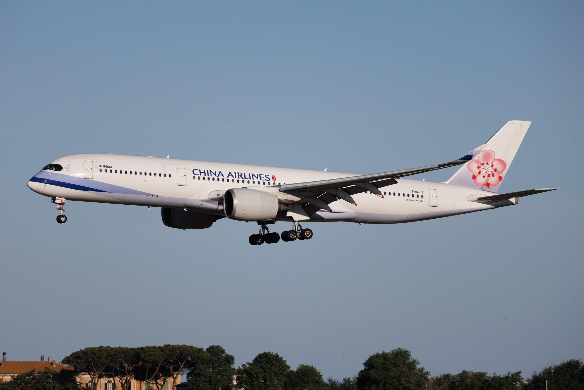 Rome Leonardo da Vinci Fiumicino Airport: China Airlines (CI / CAL) | Airbus A350-941 A359 | B-18903 | MSN 066