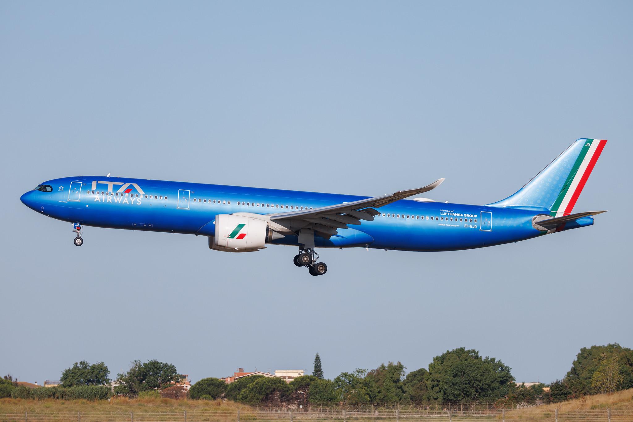 Rome Leonardo da Vinci Fiumicino Airport: ITA Airways (AZ / ITY) | Airbus A330-941 A339 | EI-HJO | MSN 2038