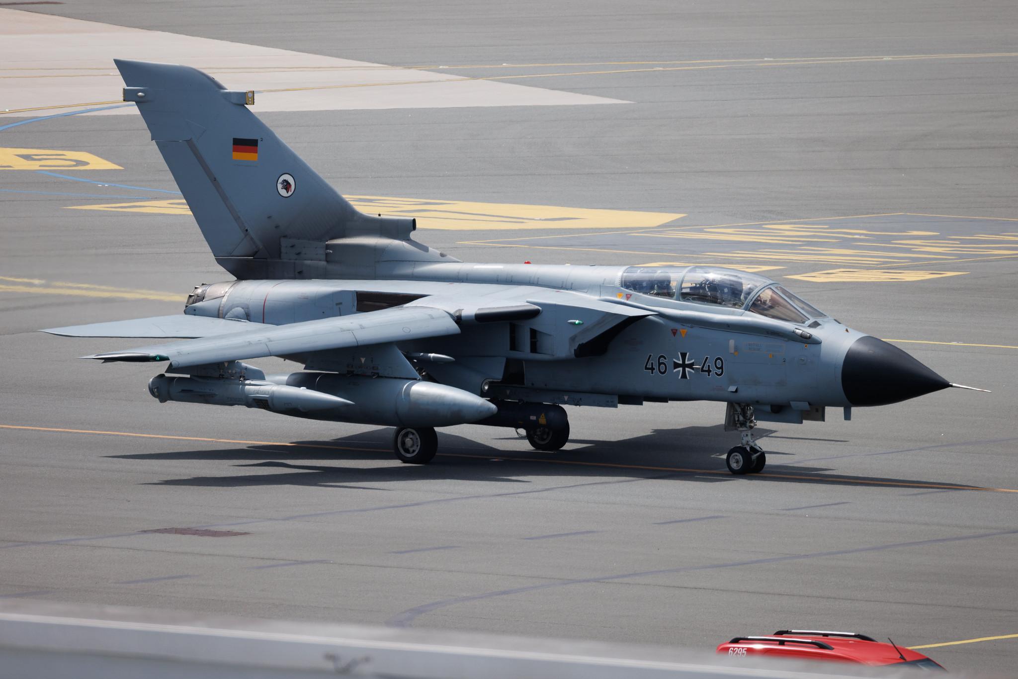 Hamburg Airport: German Air Force (/ GAF) | Panavia Tornado ECR TOR | 46+55 | MSN GS288
