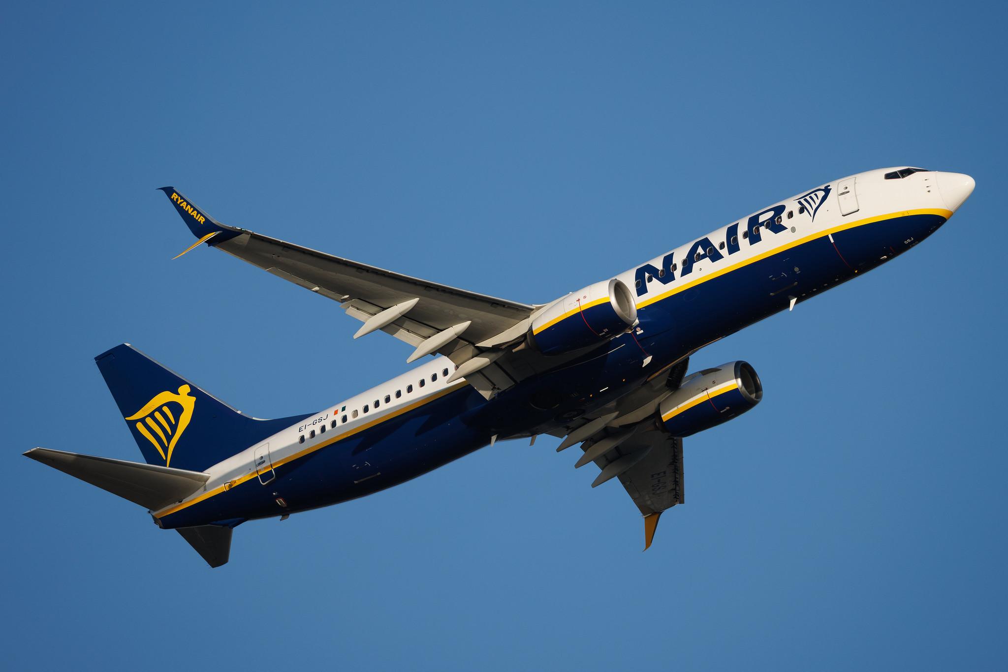 Rome Leonardo da Vinci Fiumicino Airport: Ryanair (FR / RYR) | Boeing 737-8AS B738 | EI-GSJ | MSN 44845
