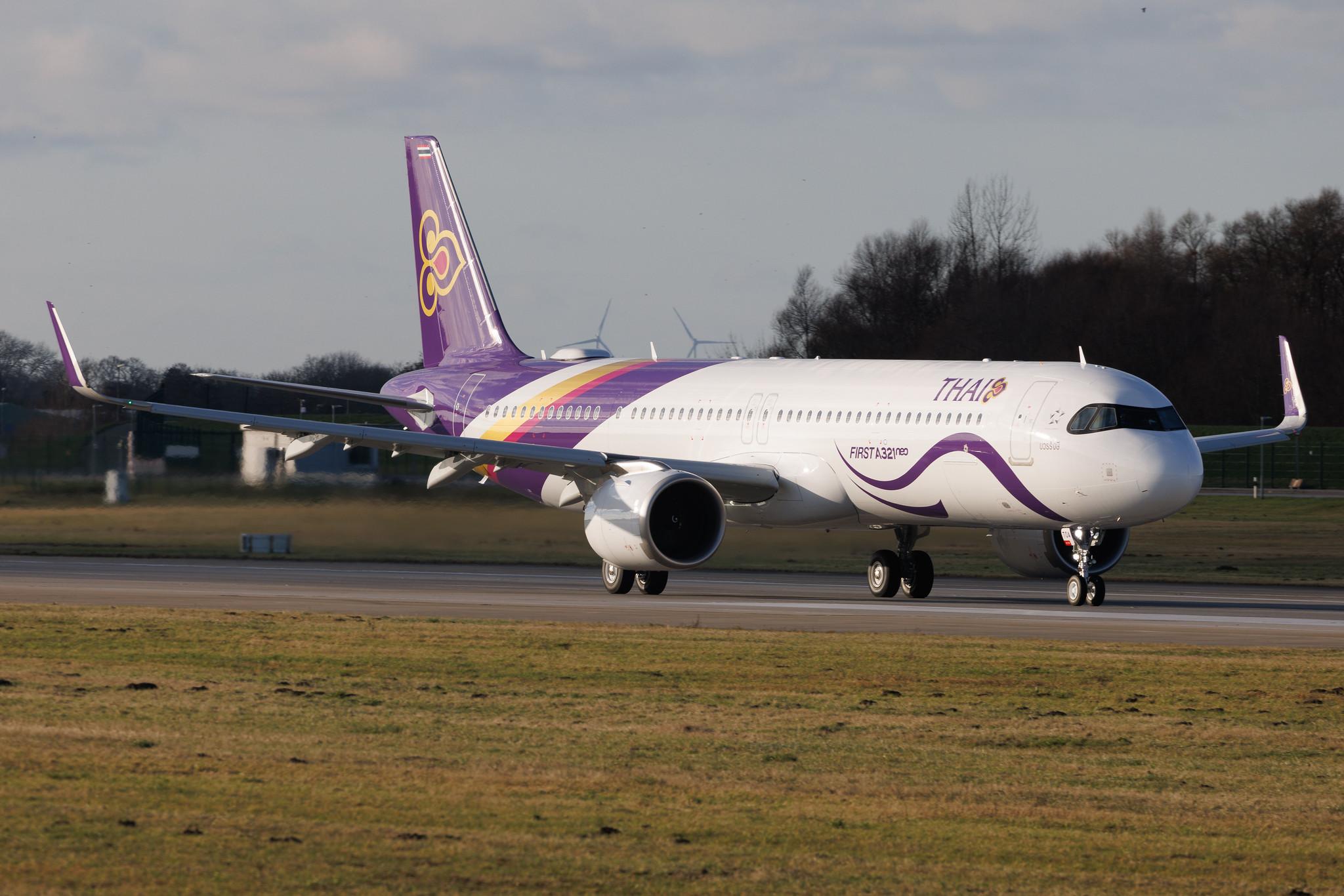 Hamburg Finkenwerder: Thai Airways (TG / THA) | Livery: First A321neo Sticker | Airbus A321-251NX A21N | HS-TOA | MSN 12846