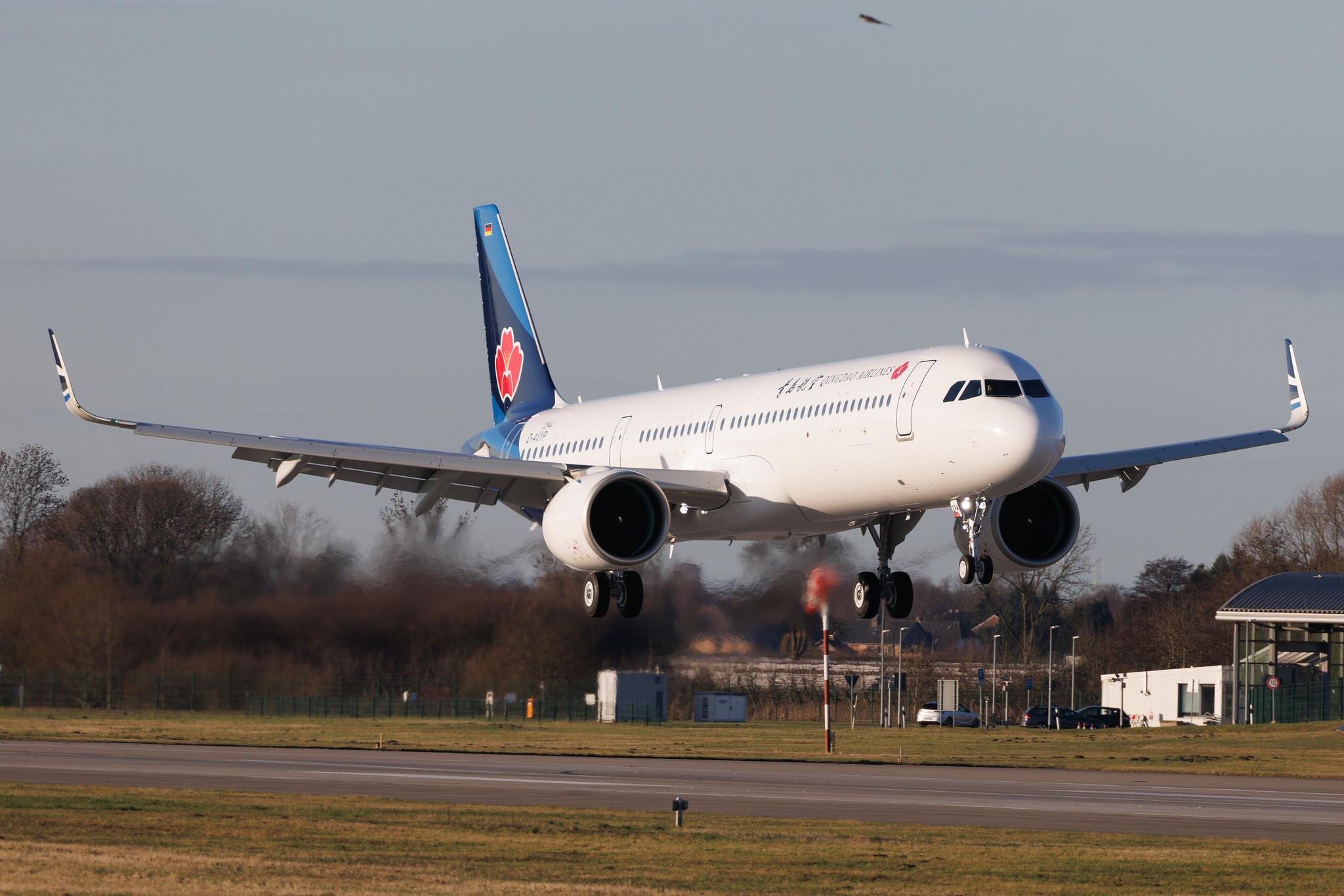 Hamburg Finkenwerder: Qingdao Airlines (QW / QDA) | Airbus A321-271NX A21N | D-AVYP | B-32PM | MSN 12944