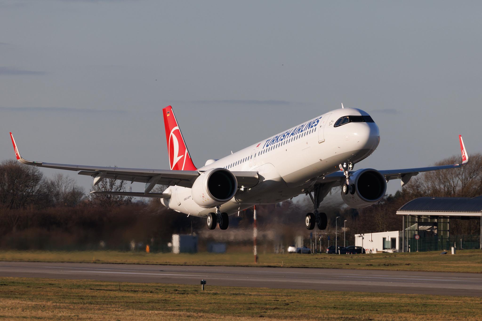 Hamburg Finkenwerder: Turkish Airlines (TK / THY) | Airbus A321-271NX A21N | D-AVZU | TC-LRA | MSN 12935