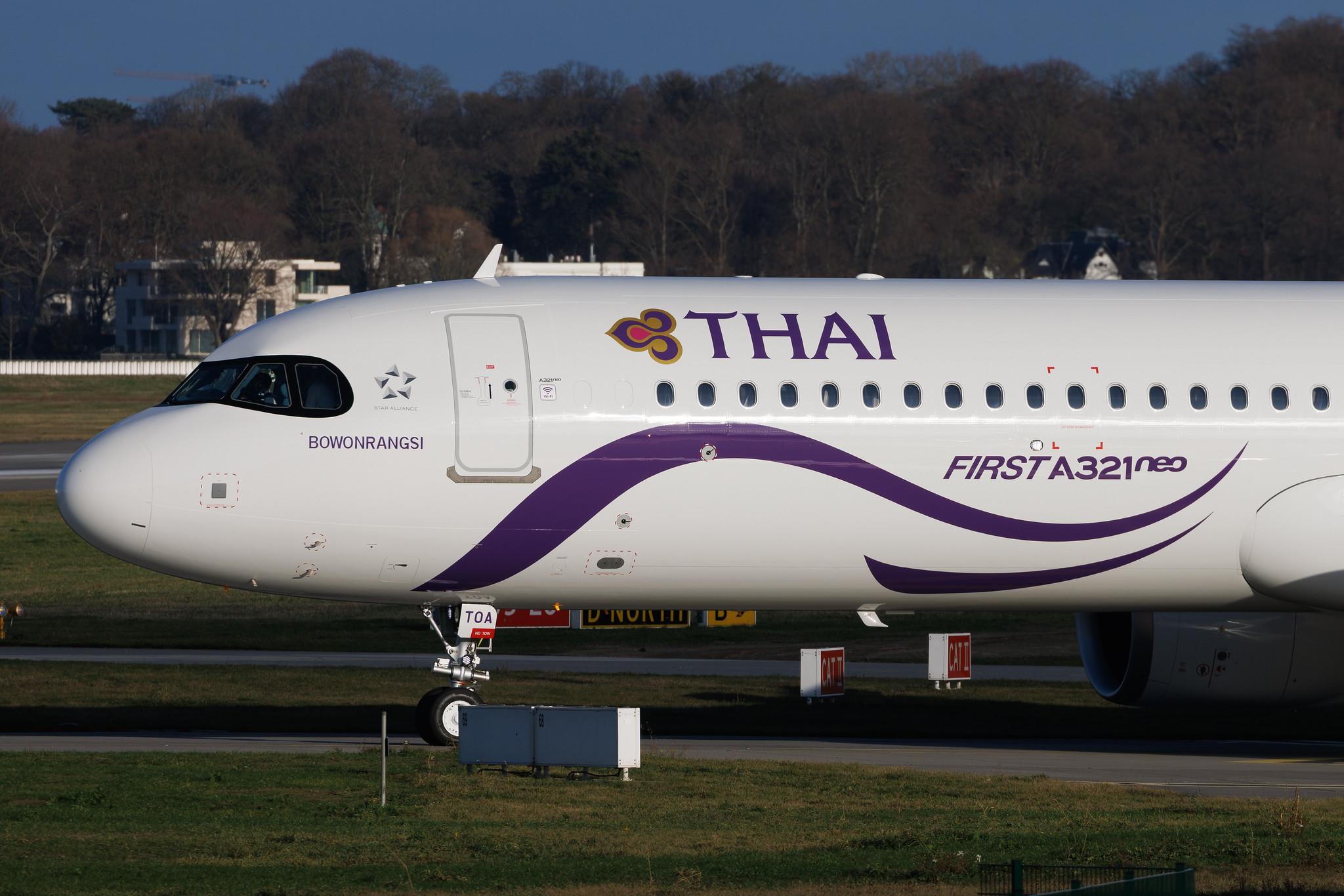 Hamburg Finkenwerder: Thai Airways (TG / THA) | Livery: First A321neo Sticker | Airbus A321-251NX A21N | HS-TOA | MSN 12846